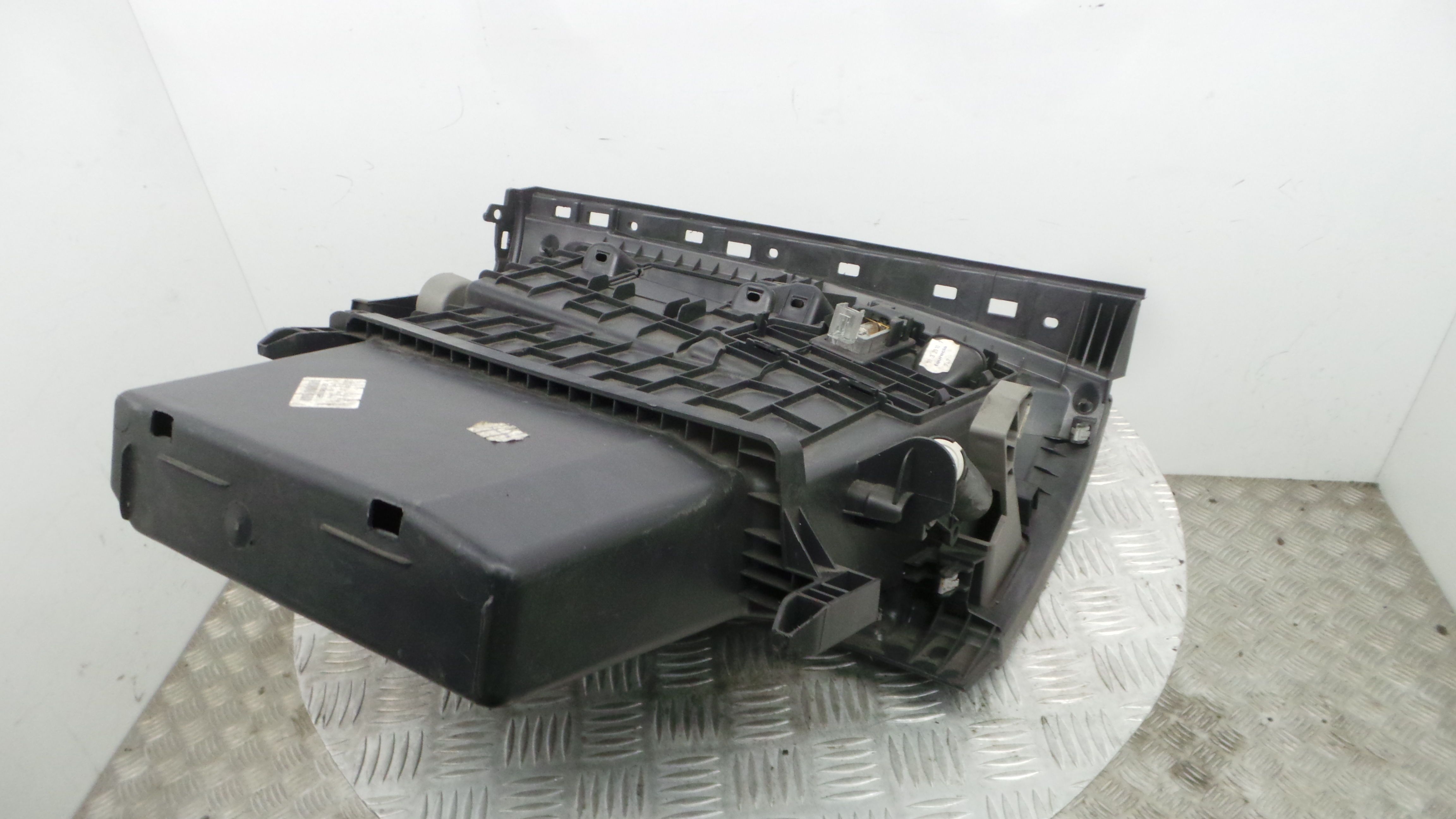 Porta Luvas  681080009R - RENAULT MEGANE III Hatchback (BZ0/1_, B3_)-37057491