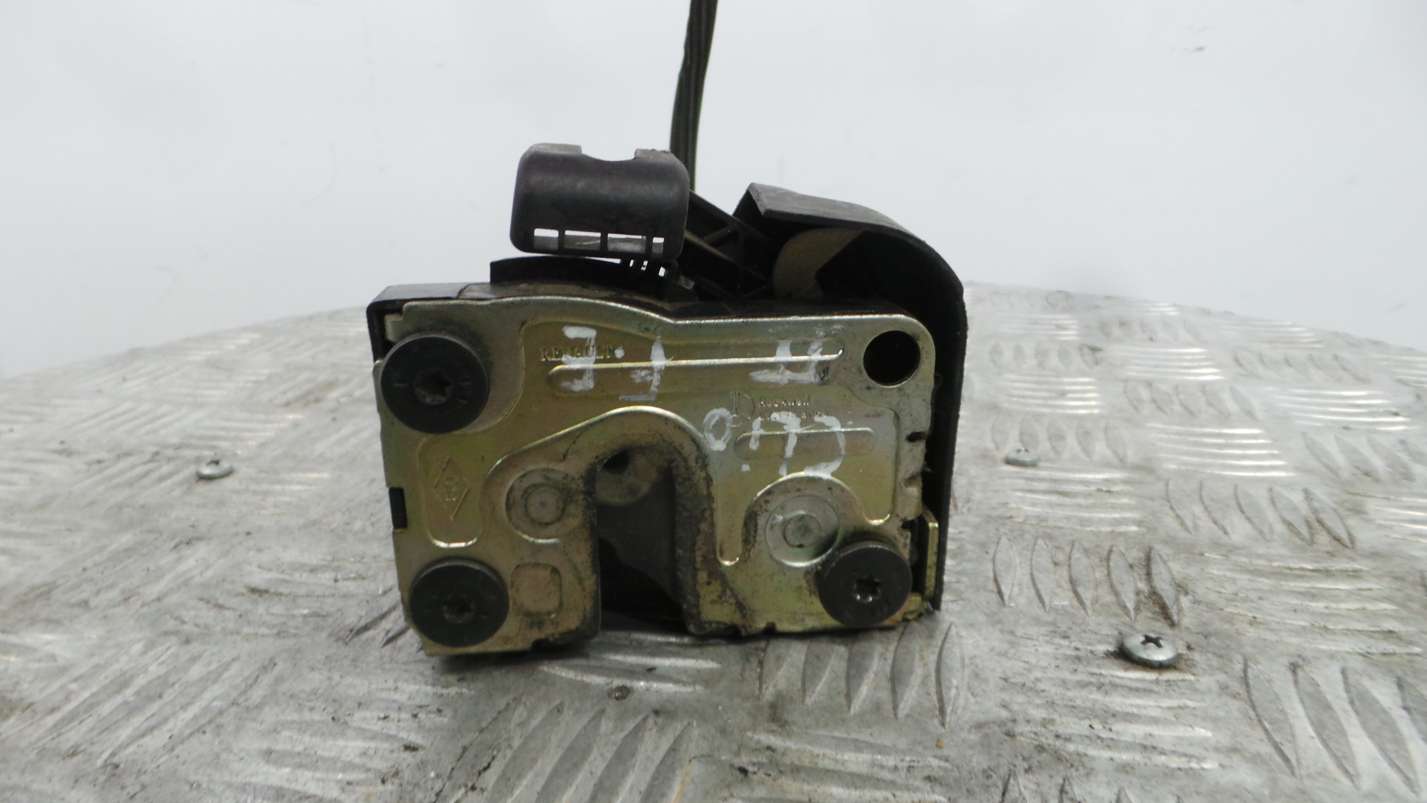 Fecho da Porta Frente Esq 7700434604 - RENAULT CLIO II (BB_, CB_), CLIO Mk II (BB_, CB_)-37058389