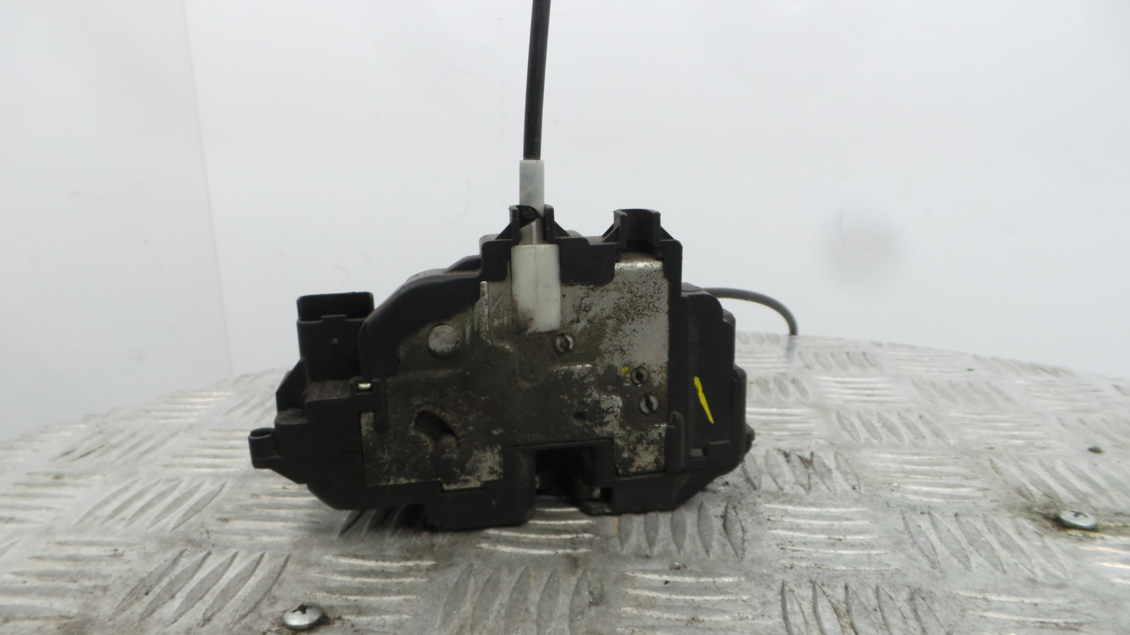 Fecho da Porta Trás Dto 8200300129 - RENAULT CLIO III (BR0/1, CR0/1)-37058399