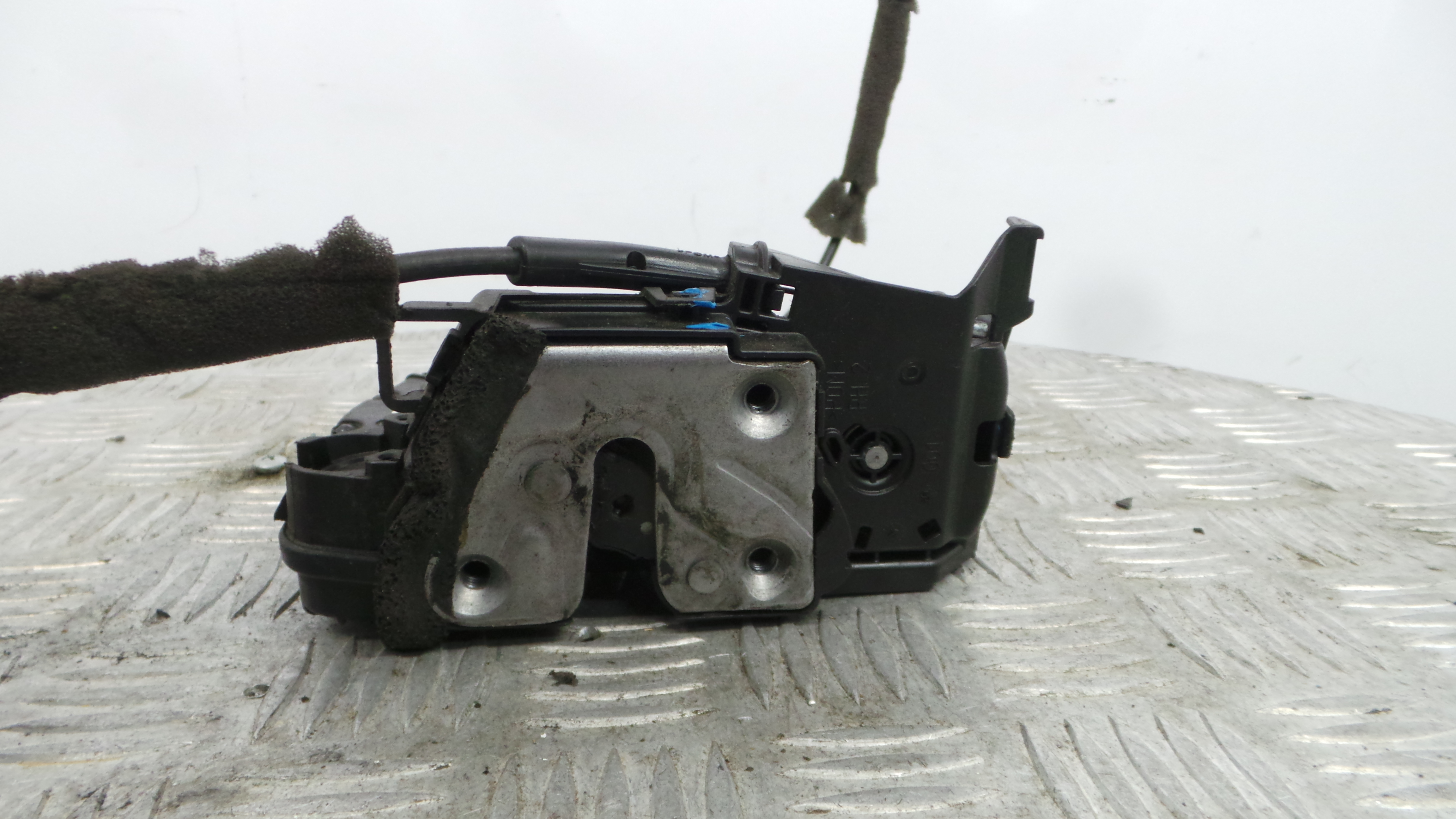 Fecho da Porta Frente Dto 805024563R - RENAULT CLIO IV (BH_)-37058886