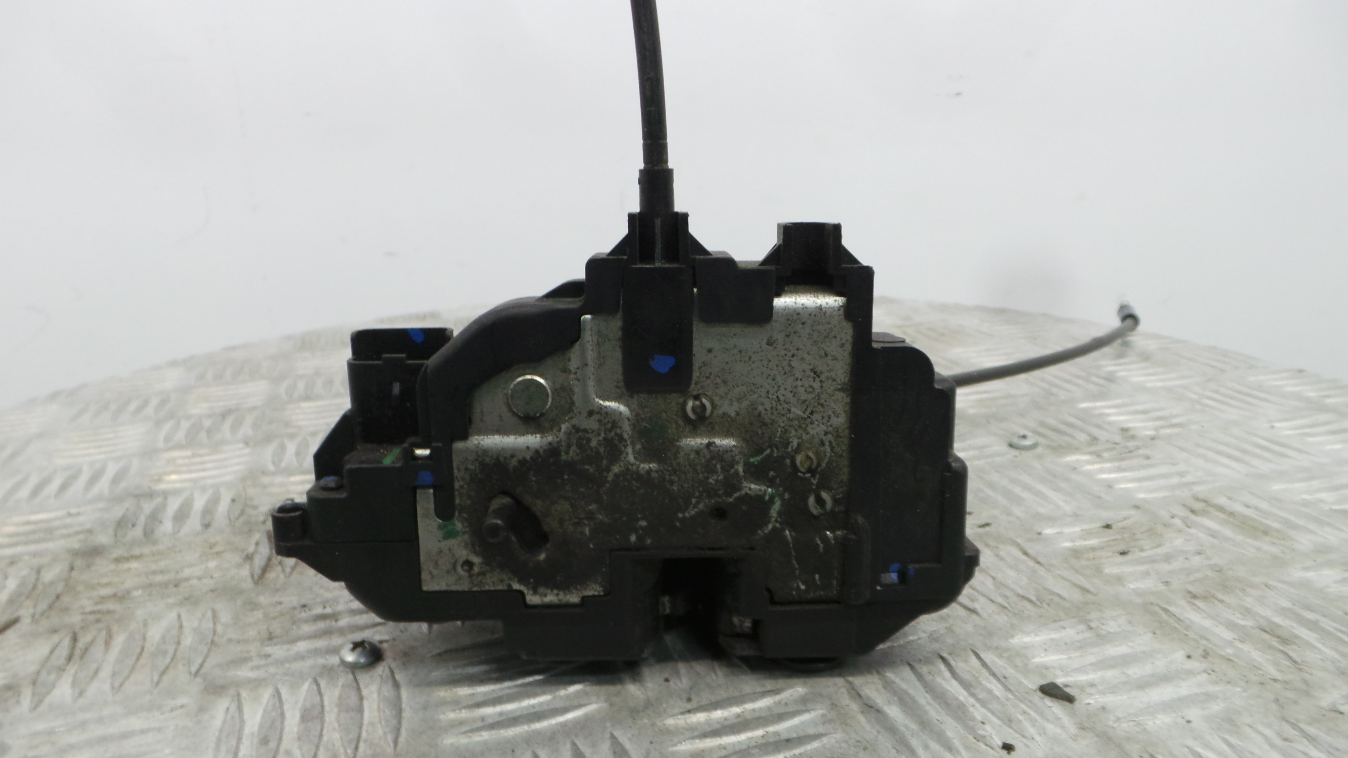 Fecho da Porta Trás Dto 8200350758 - RENAULT CLIO III (BR0/1, CR0/1)-37058894