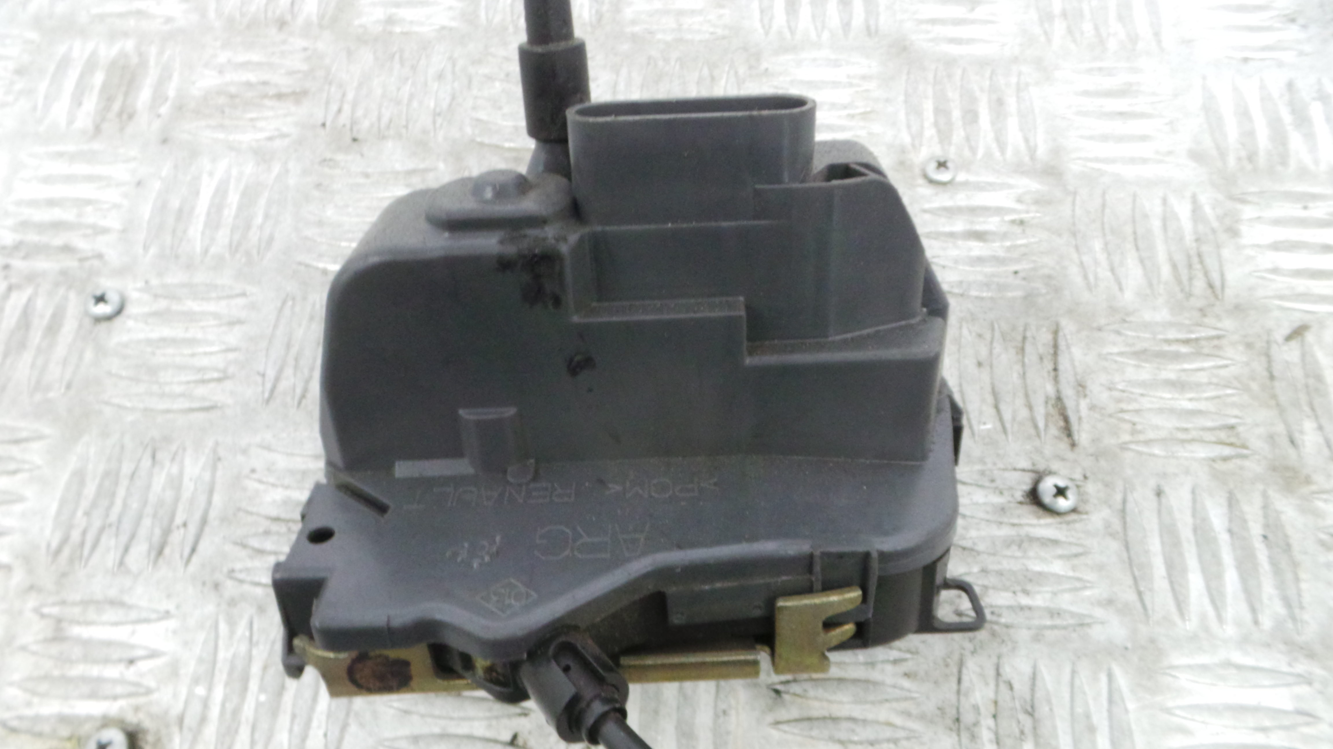 Fecho da Porta Trás Dto 8200028429 - RENAULT MEGANE II (BM0/1_, CM0/1_)-37059189