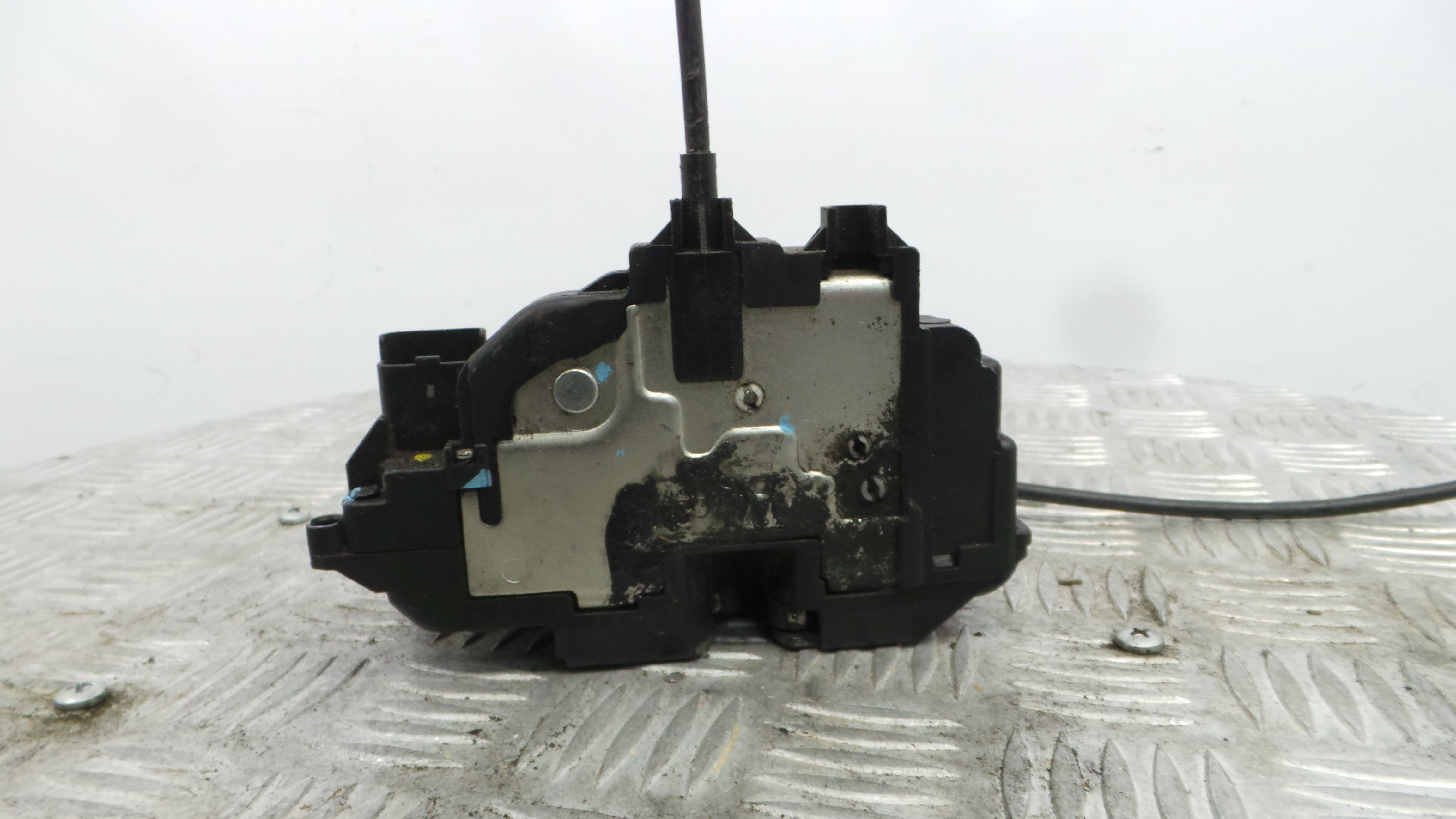 Fecho da Porta Dto 8200350755 - RENAULT CLIO III (BR0/1, CR0/1)-37059412