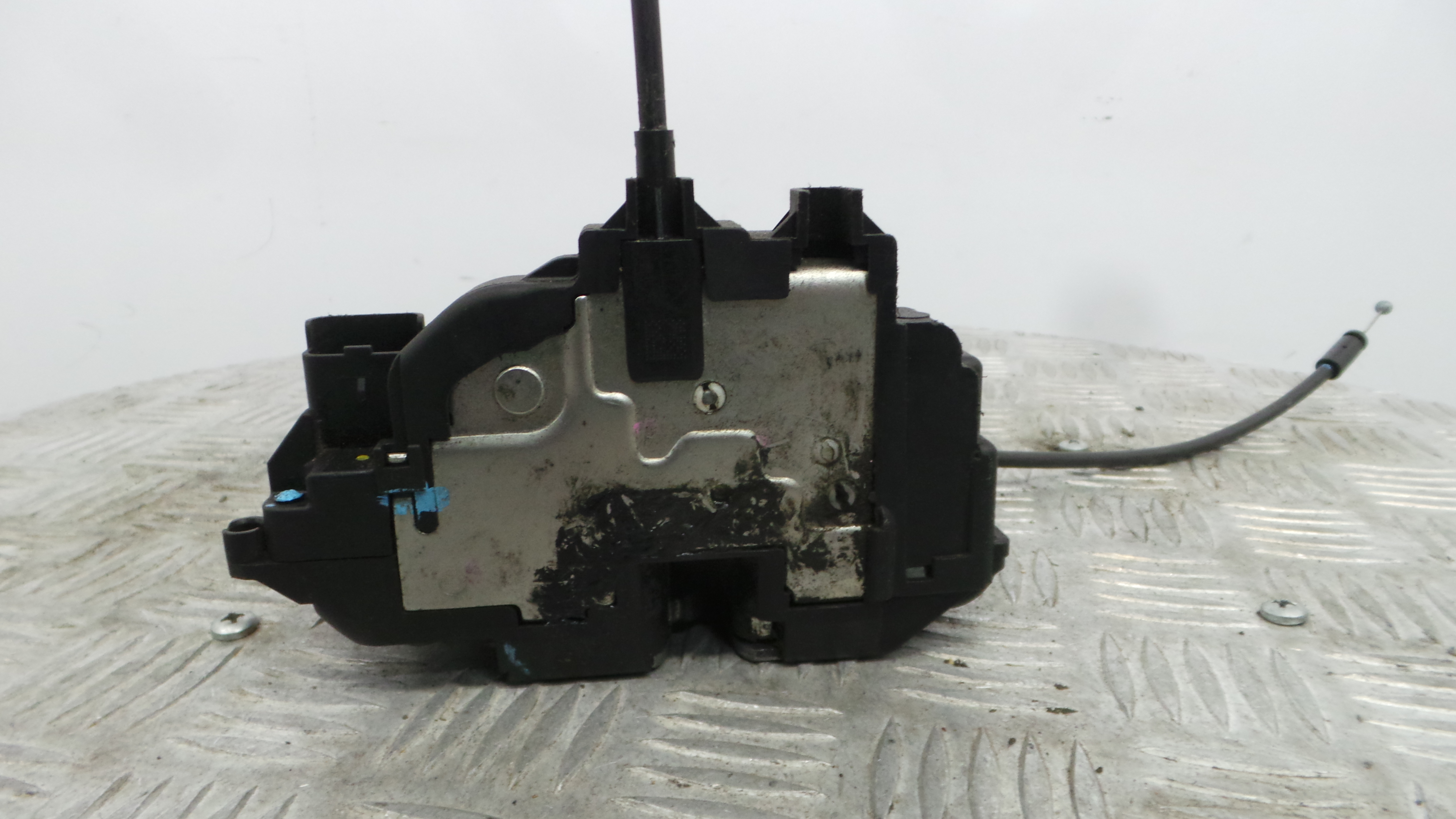 Fecho da Porta Frente Dto 8200350753 - RENAULT CLIO III (BR0/1, CR0/1)-37059659