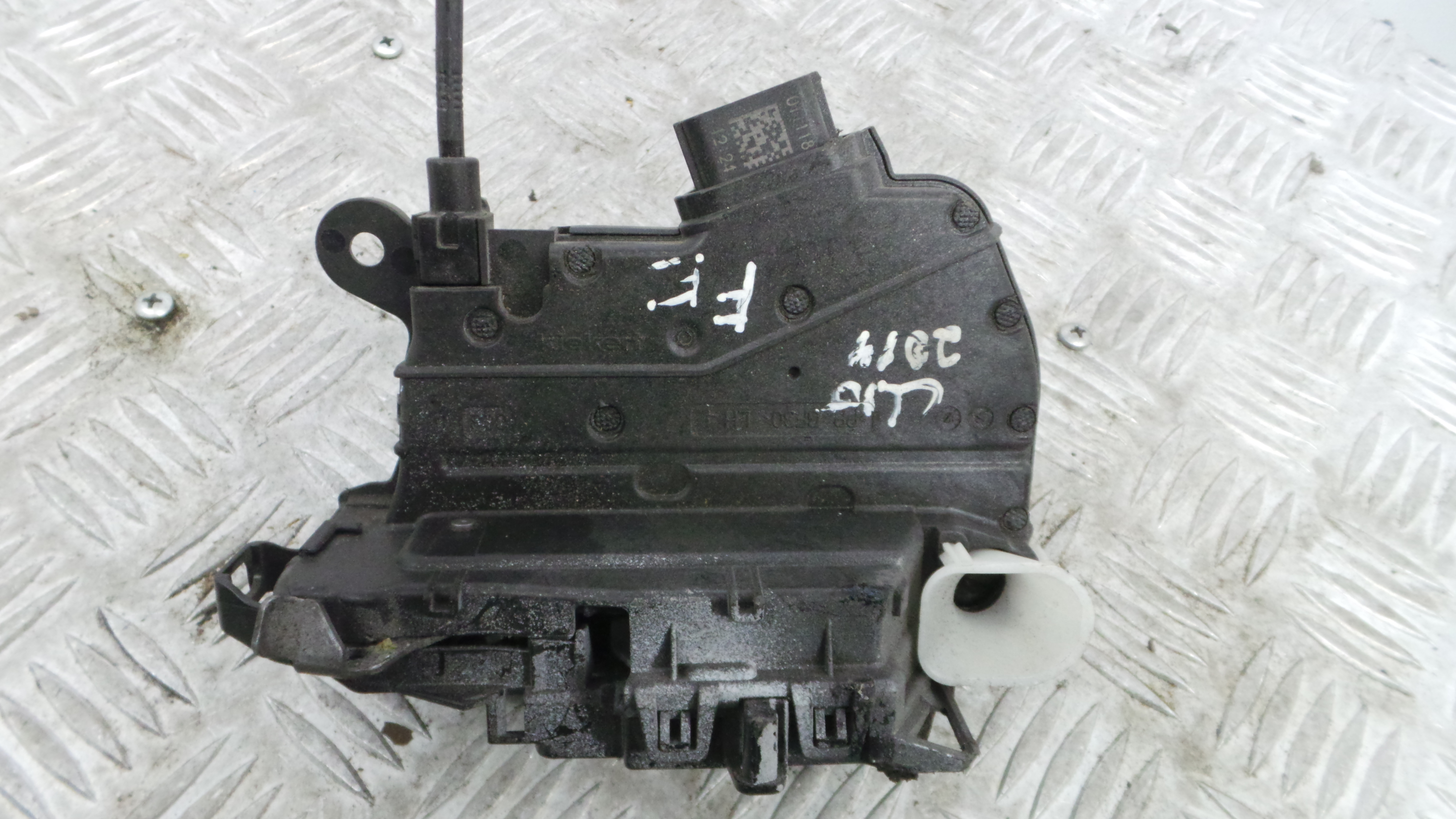 Fecho da Porta Frente Esq 805032387R - RENAULT CLIO IV (BH_)-37059747