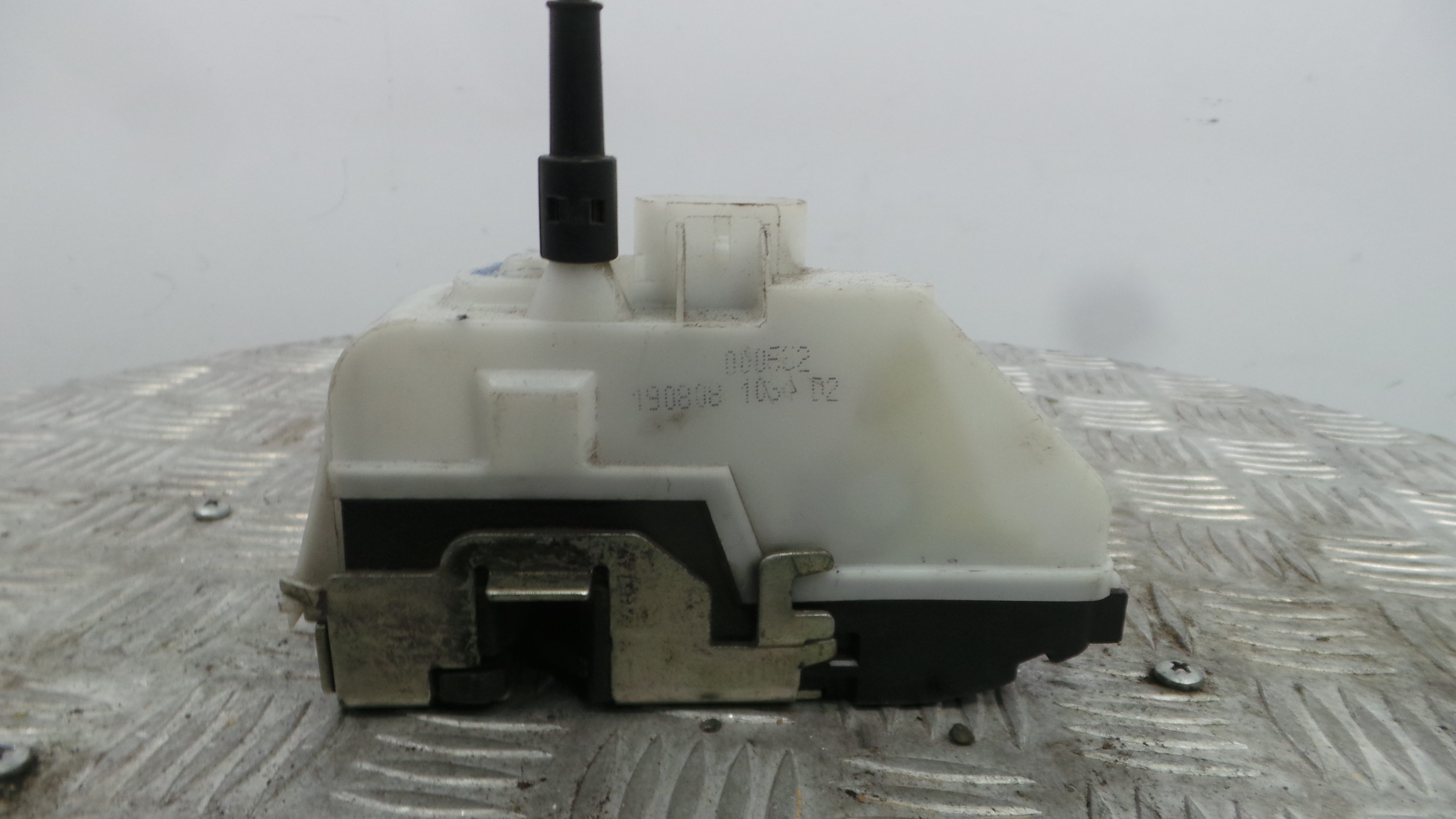 Fecho da Porta Frente Dto 8200000662 - RENAULT LAGUNA II (BG0/1_)-37059809