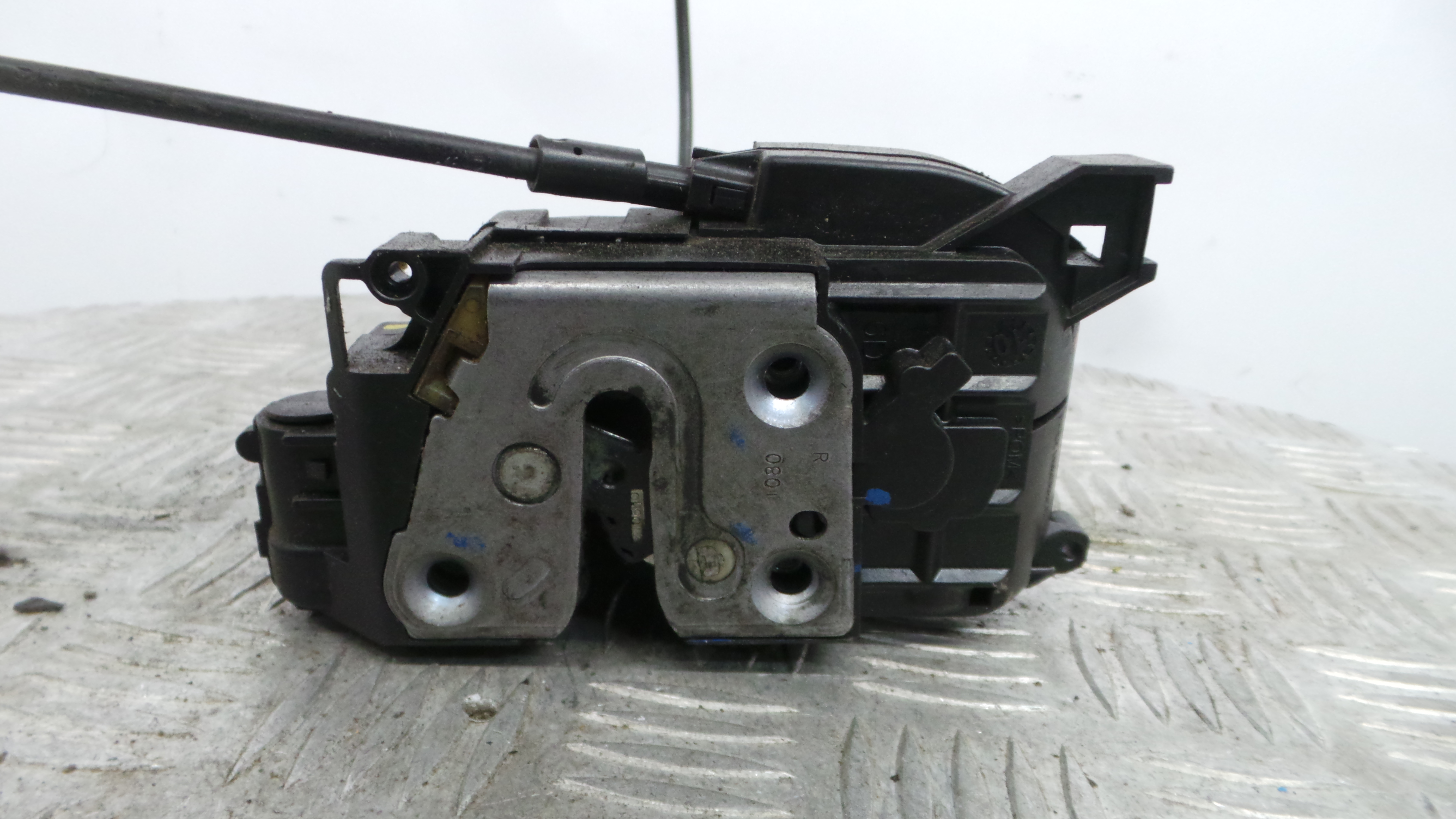 Fecho da Porta Frente Dto 7701045305 - RENAULT CLIO II (BB_, CB_), CLIO Mk II (BB_, CB_)-37059818