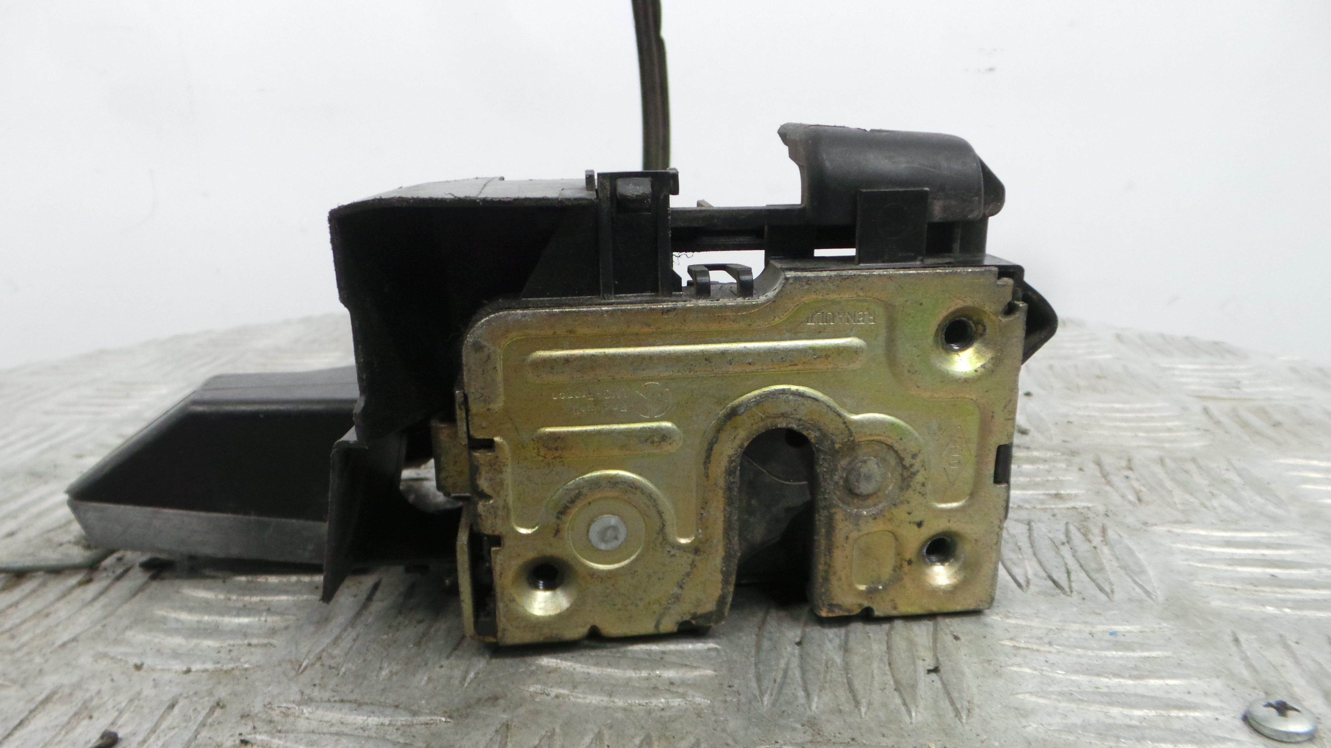 Fecho da Porta Frente Dto 7701045305 - RENAULT CLIO II (BB_, CB_), CLIO Mk II (BB_, CB_)-37059821