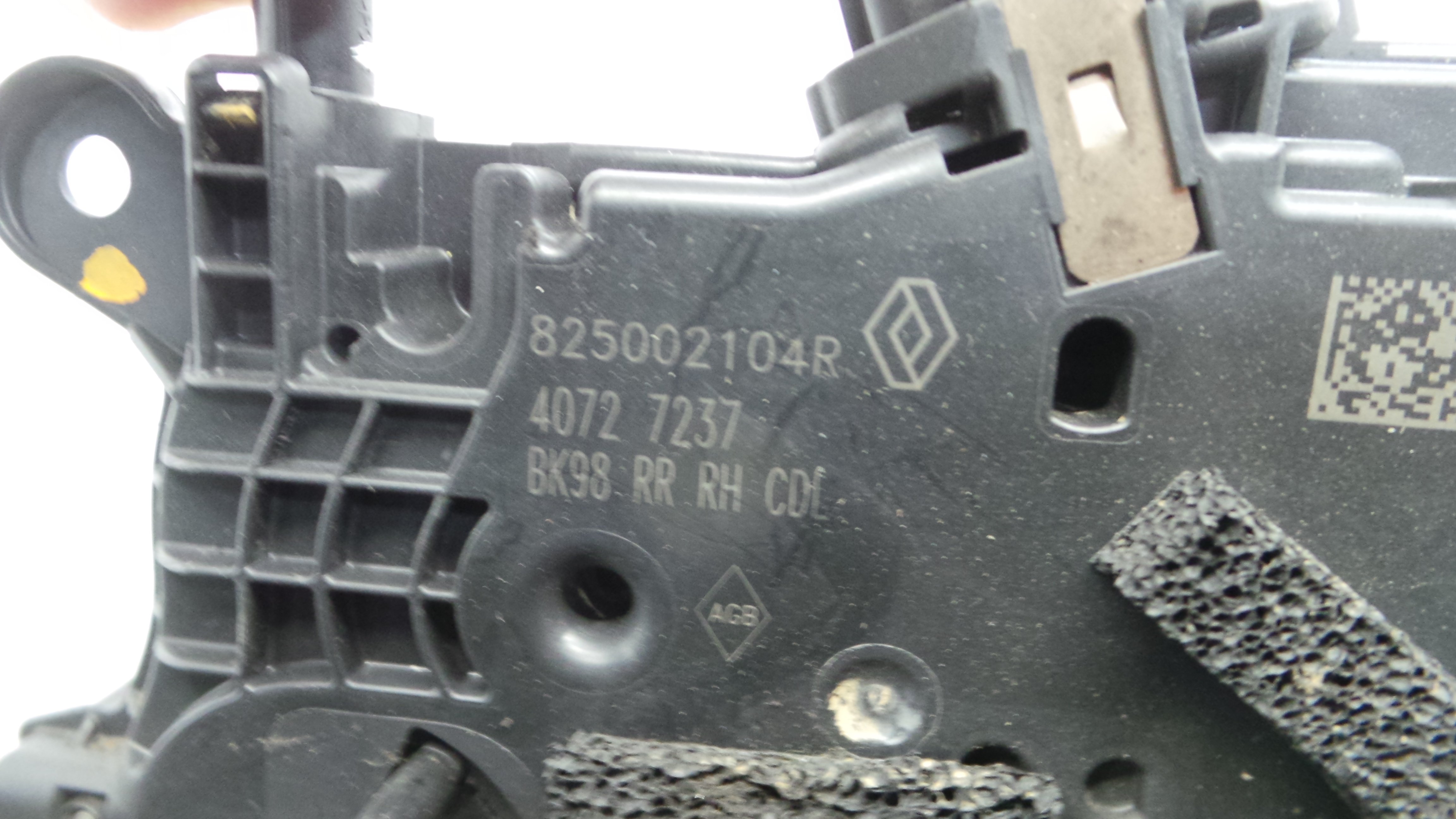 Fecho da Porta Trás Dto 825002104R - RENAULT CLIO IV (BH_)-37063740