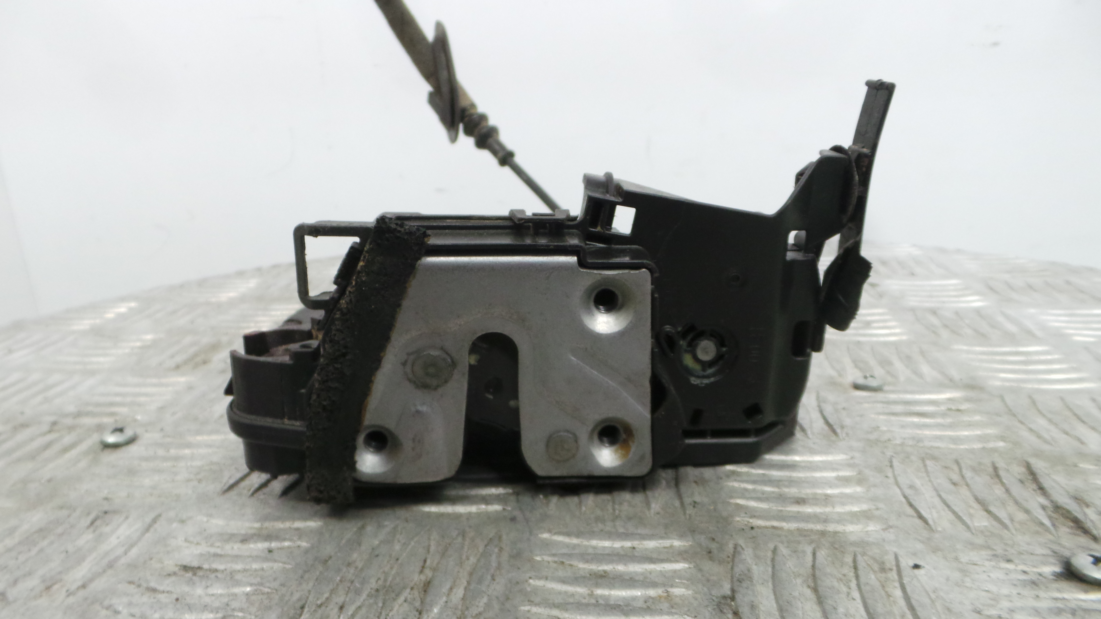 Fecho da Porta Frente Dto 805024563R - RENAULT CLIO IV (BH_)-37064453