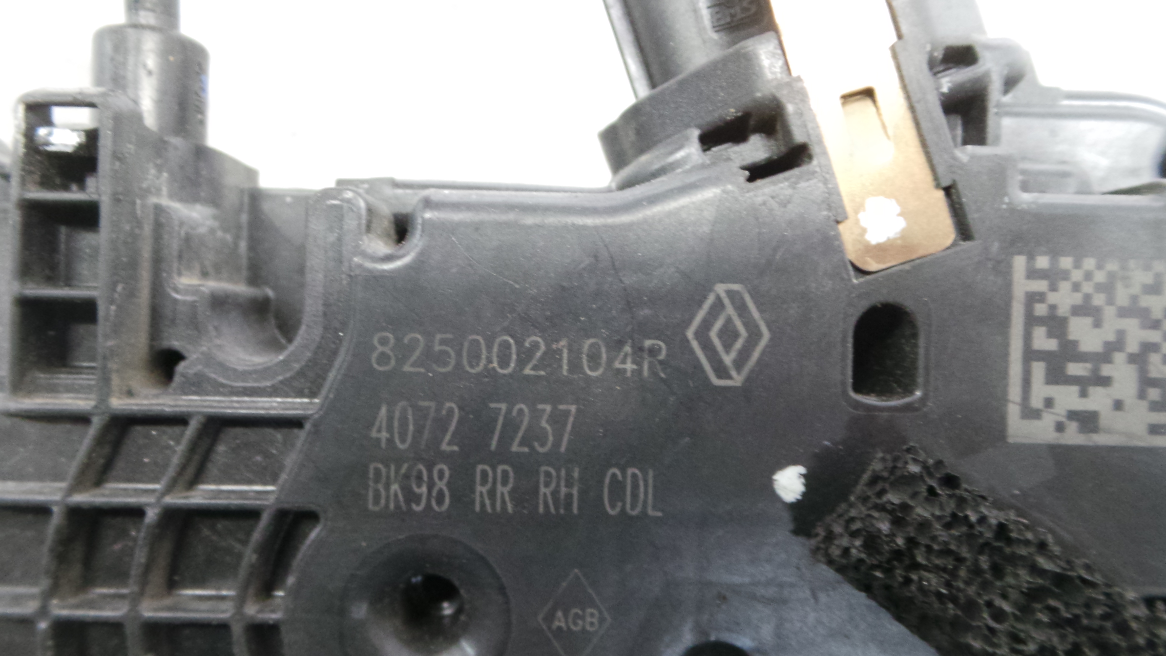 Fecho da Porta Trás Dto 825002104R - RENAULT CLIO IV (BH_)-37064555