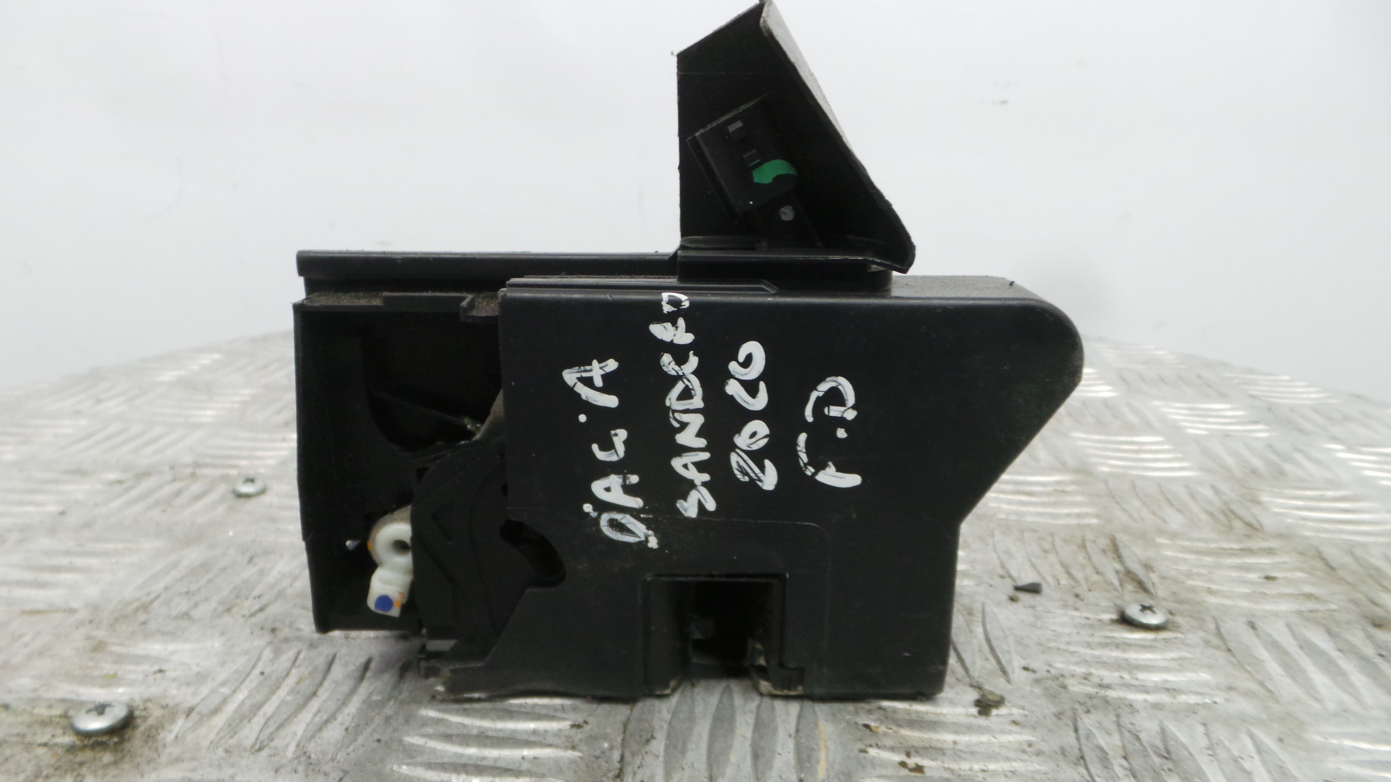 Fecho da Porta Frente Dto 805026816RG - DACIA SANDERO II-37064682