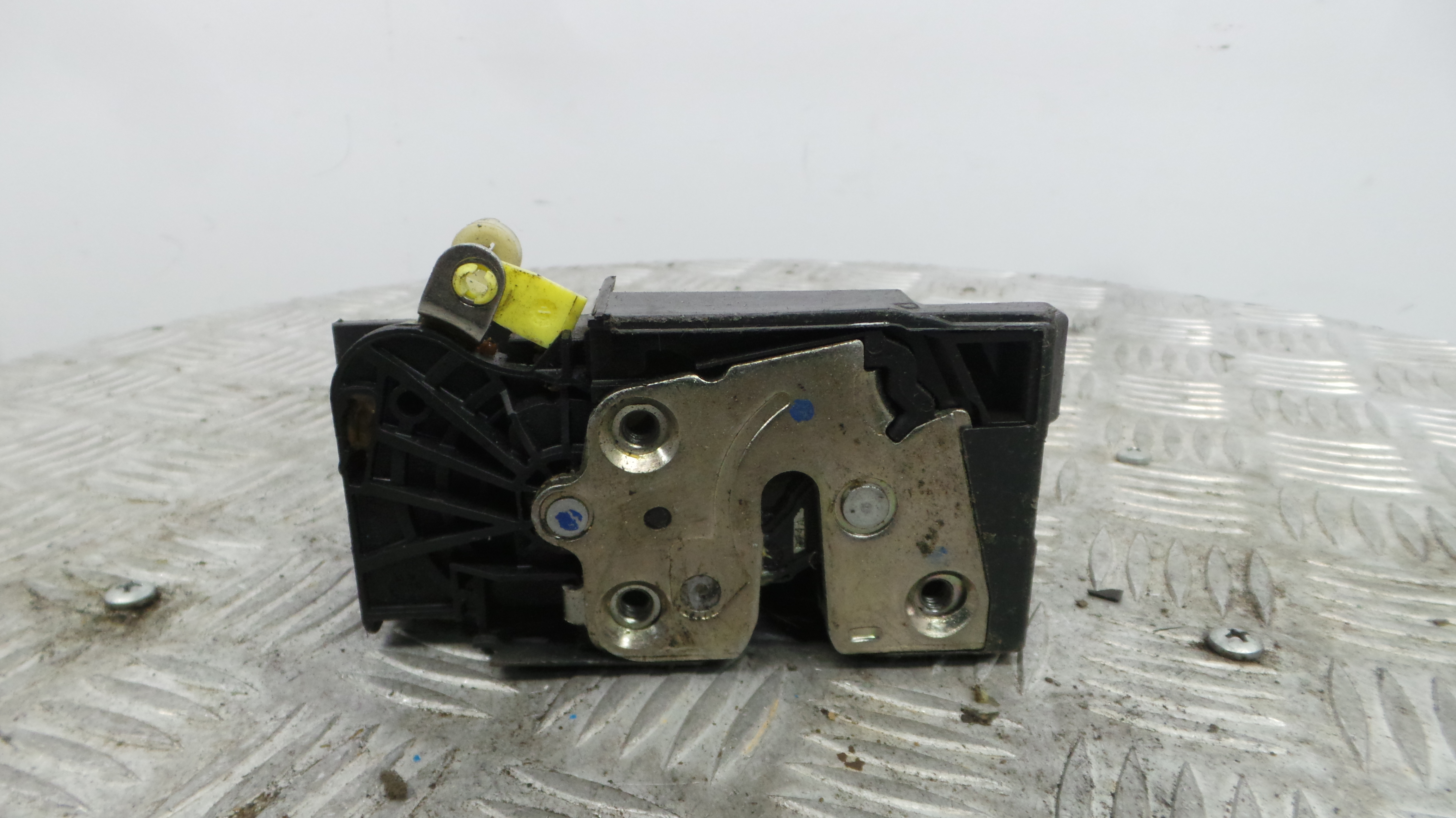 Fecho da Porta Frente Esq  - DACIA SANDERO II-37064951