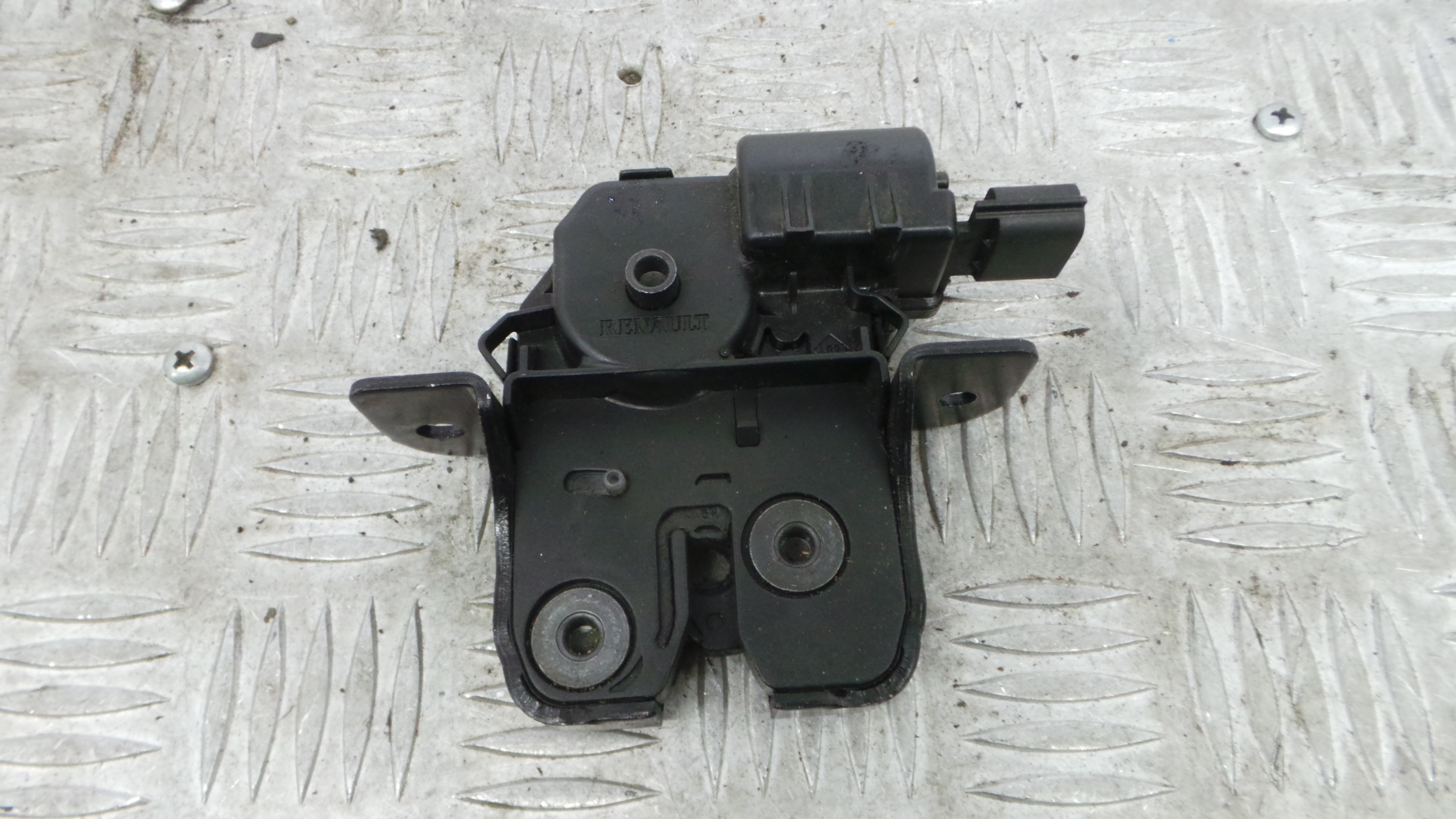 Fecho Mala  846300003R - RENAULT MEGANE III Hatchback (BZ0/1_, B3_)-37065058