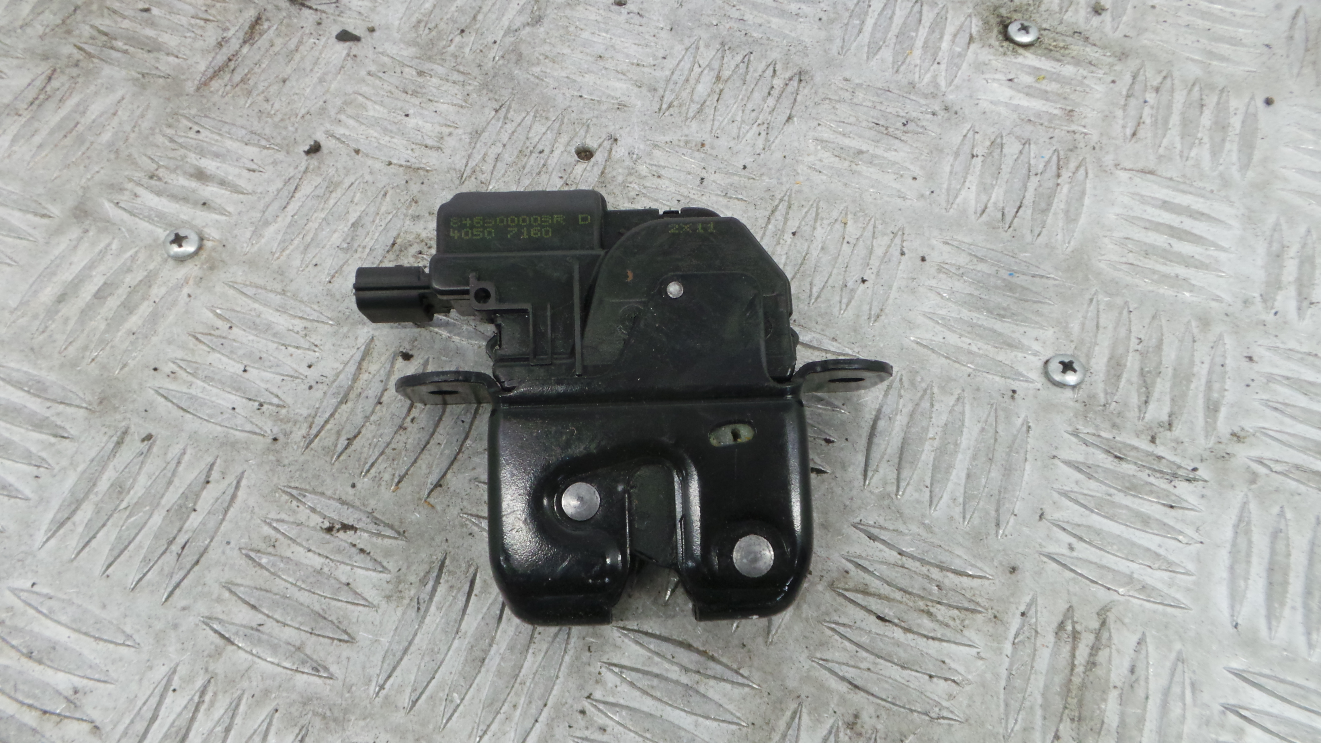 Fecho Mala  846300003R - RENAULT CLIO IV (BH_)-37065192