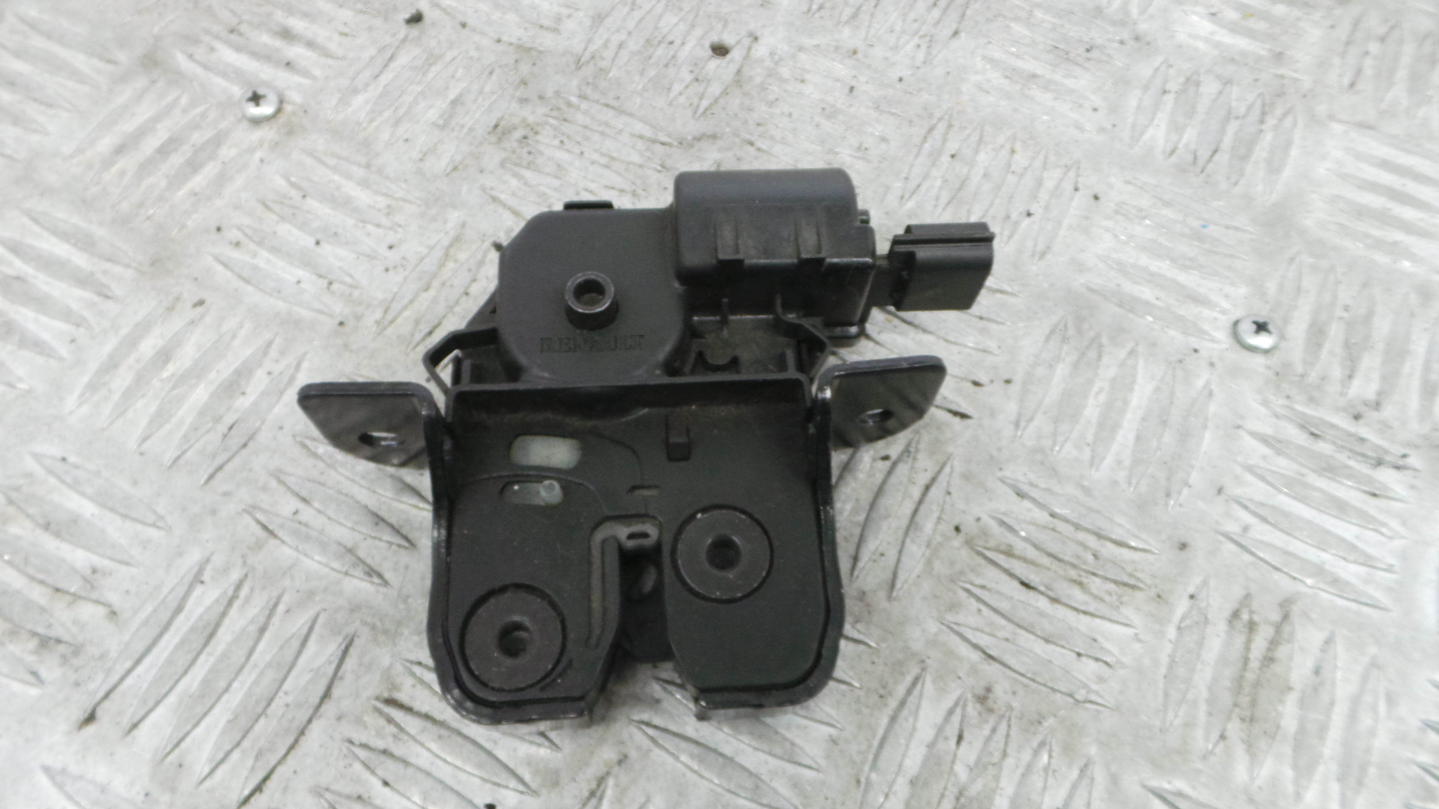 Fecho Mala  846300003R - RENAULT CLIO IV (BH_)-37065195