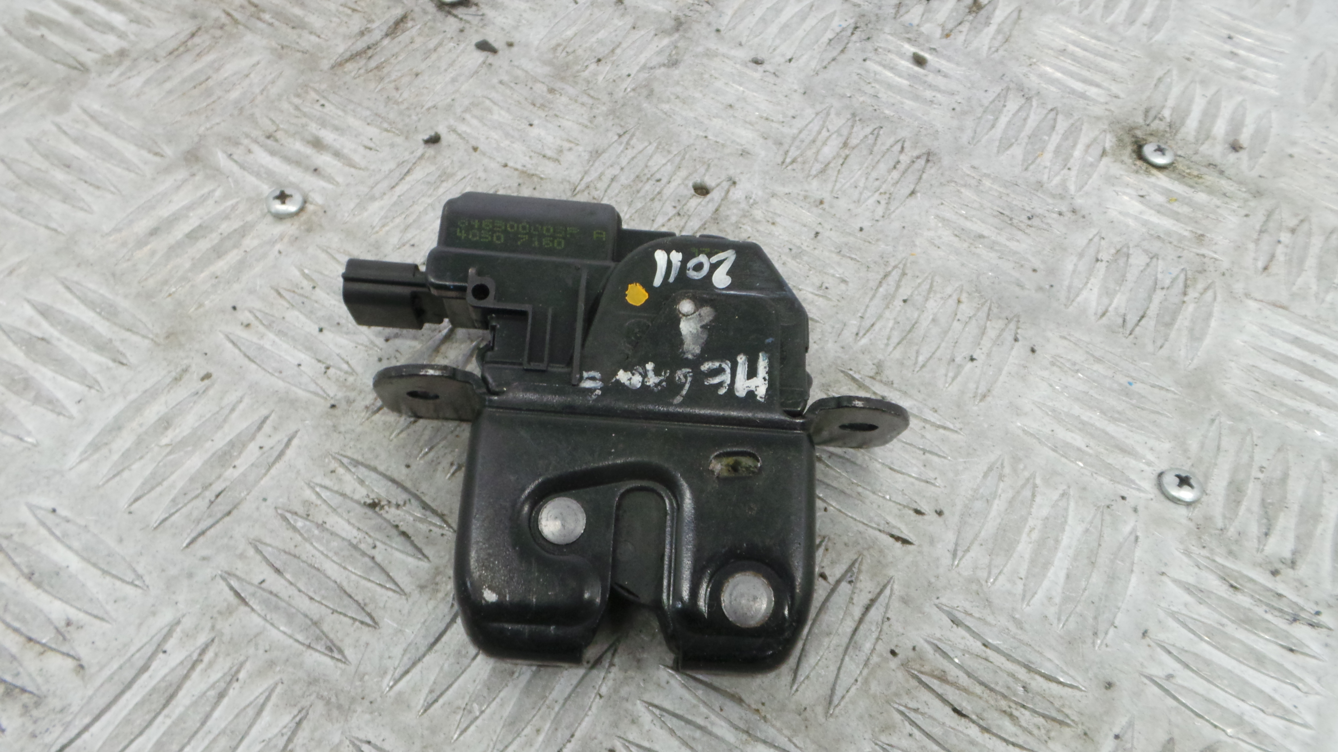 Fecho Mala  846300003R - RENAULT MEGANE III Hatchback (BZ0/1_, B3_)-37065213