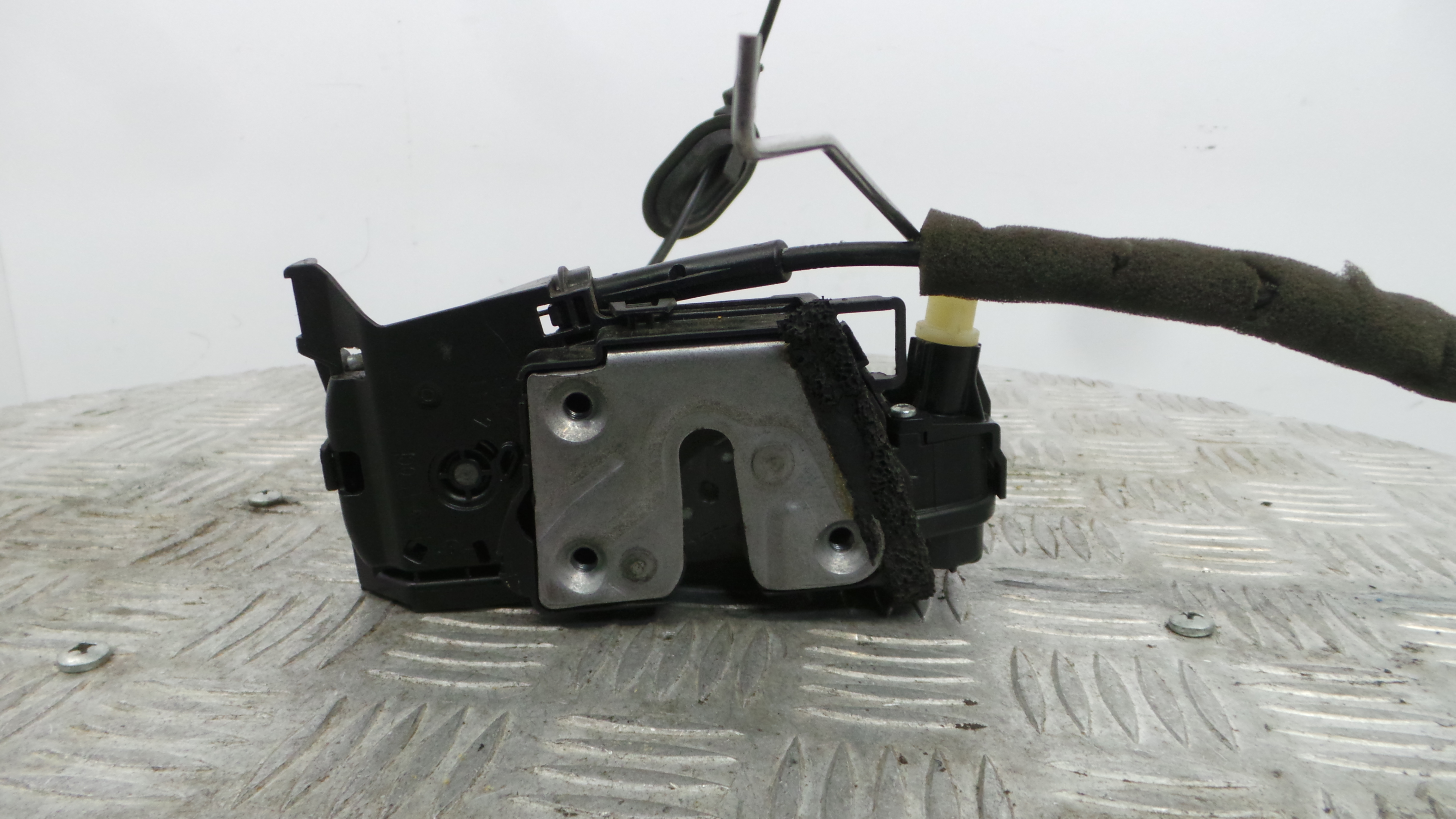 Fecho da Porta Frente Esq 805031107R - RENAULT ZOE (BFM_)-37065260