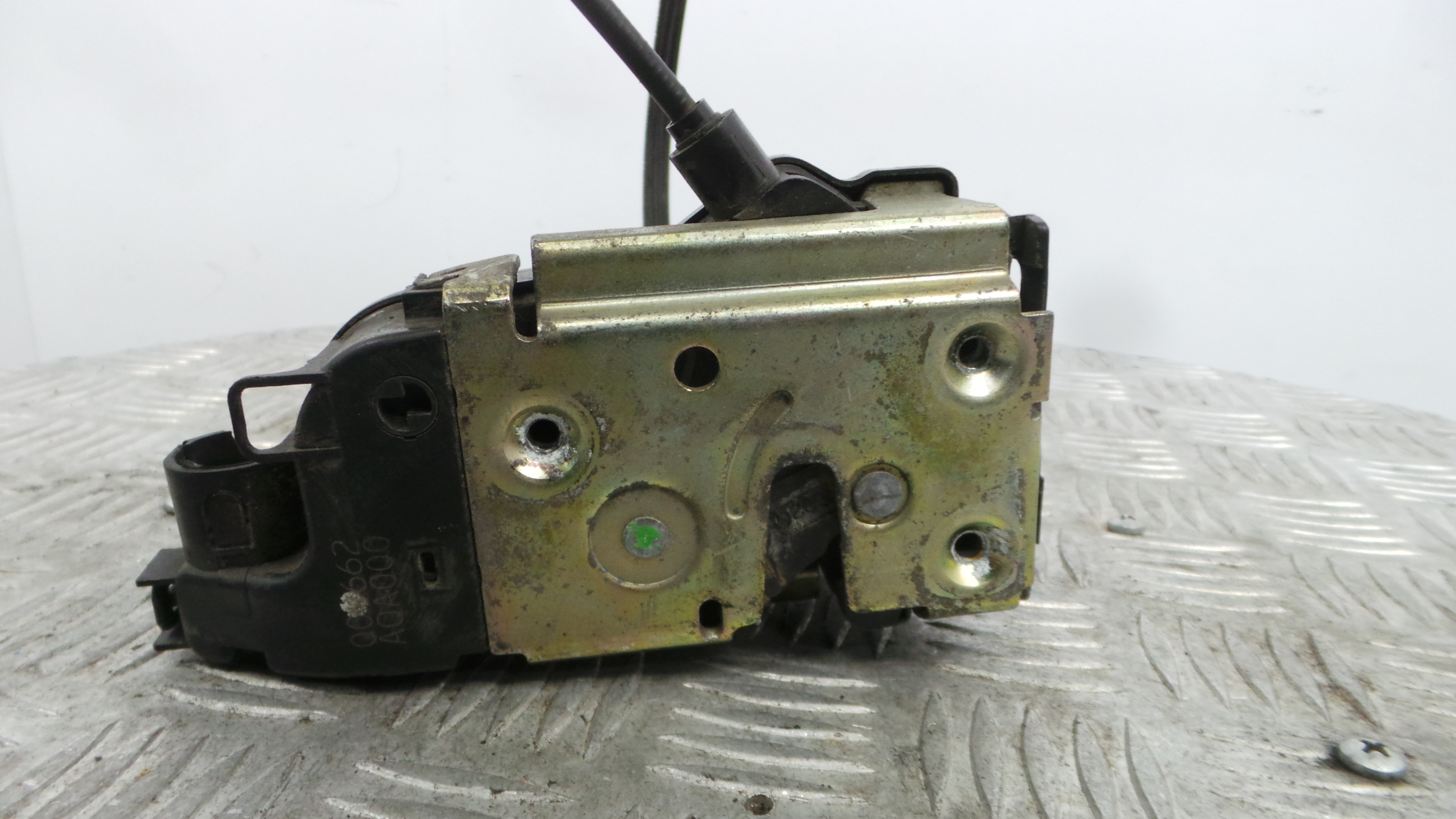 Fecho da Porta Frente Dto 8200000662 - RENAULT LAGUNA II (BG0/1_)-37065560