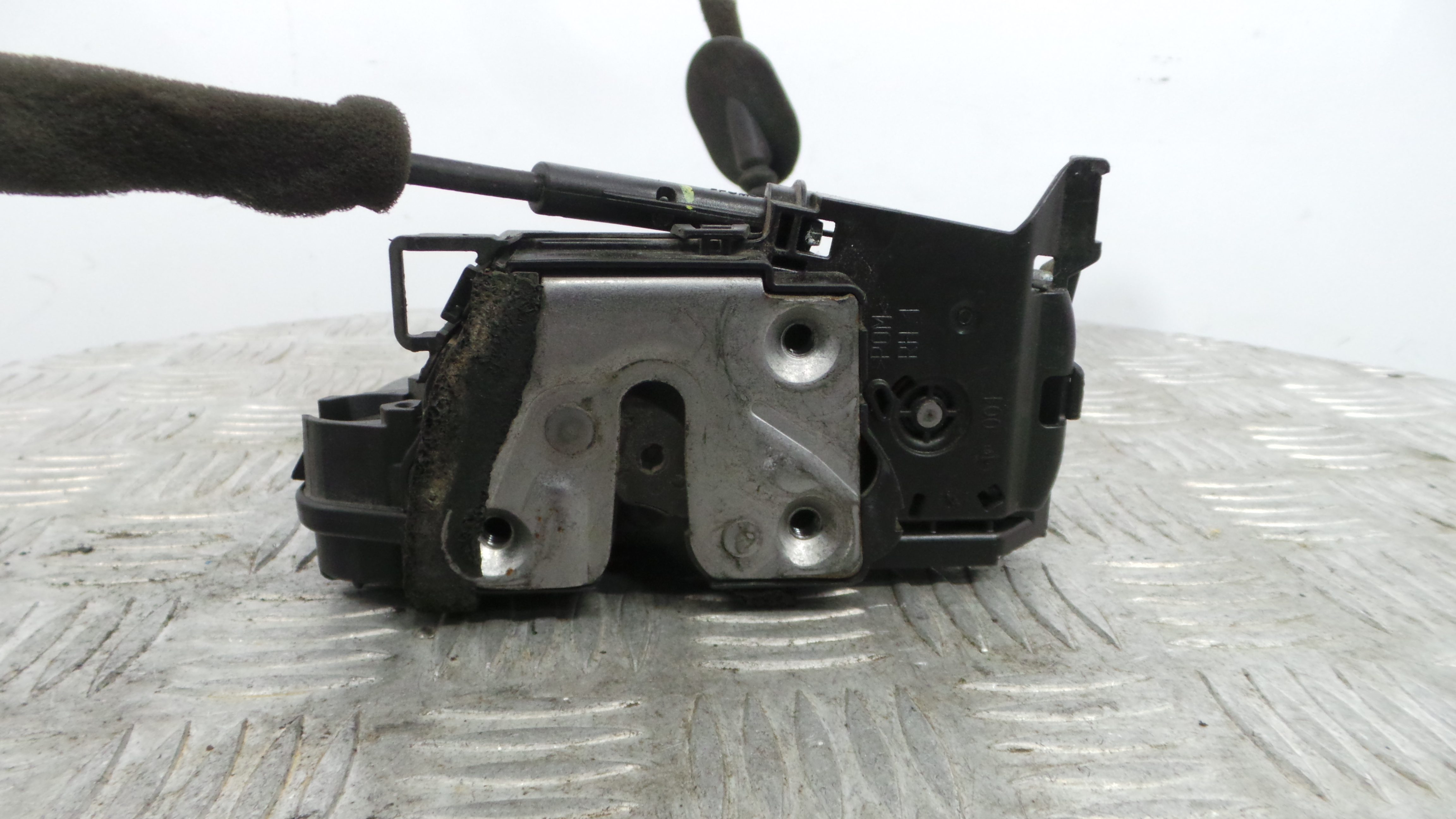 Fecho da Porta Frente Dto 805024563R - RENAULT CLIO IV (BH_)-37065567