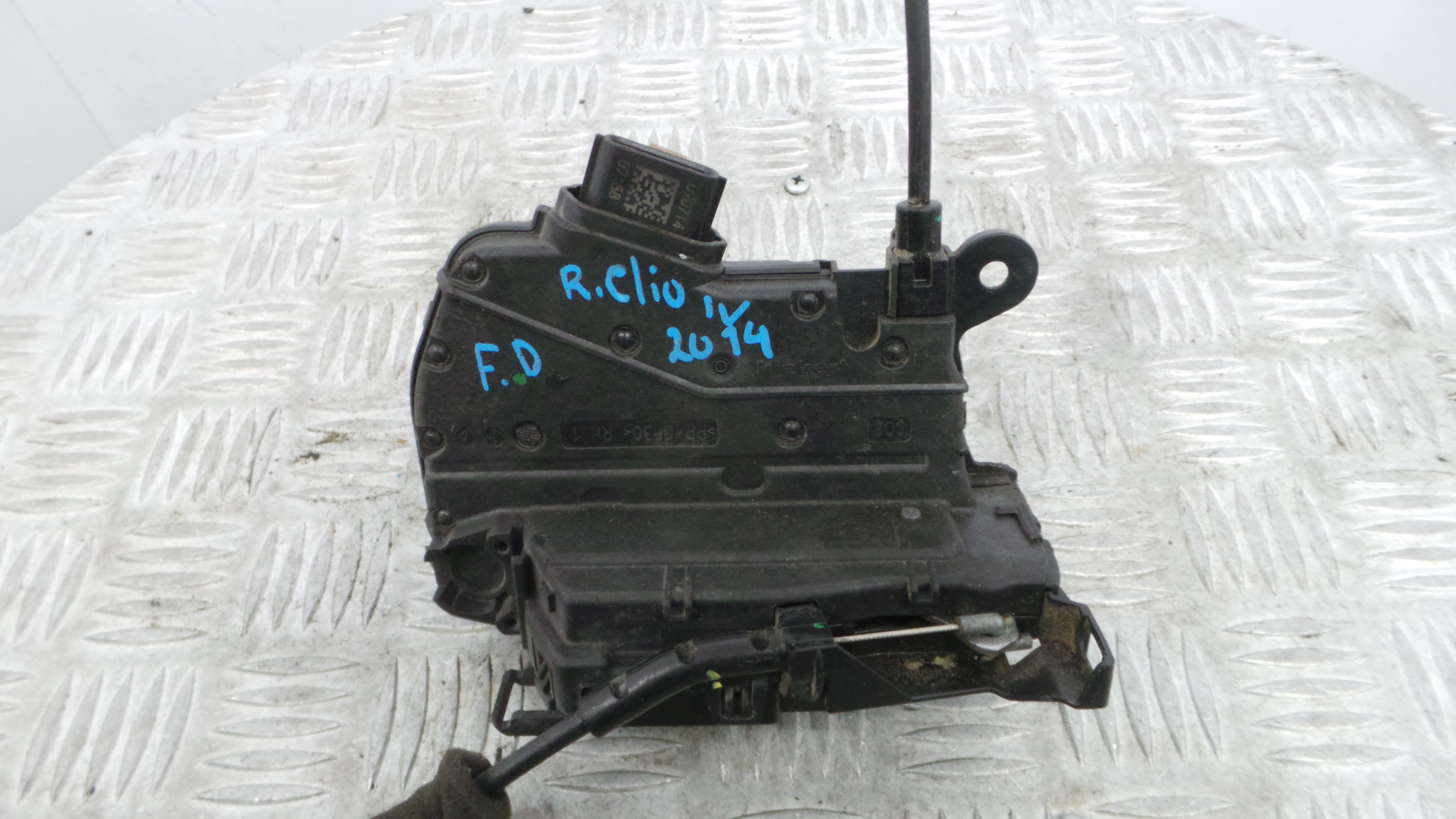 Fecho da Porta Frente Dto 805024563R - RENAULT CLIO IV (BH_)-37065567