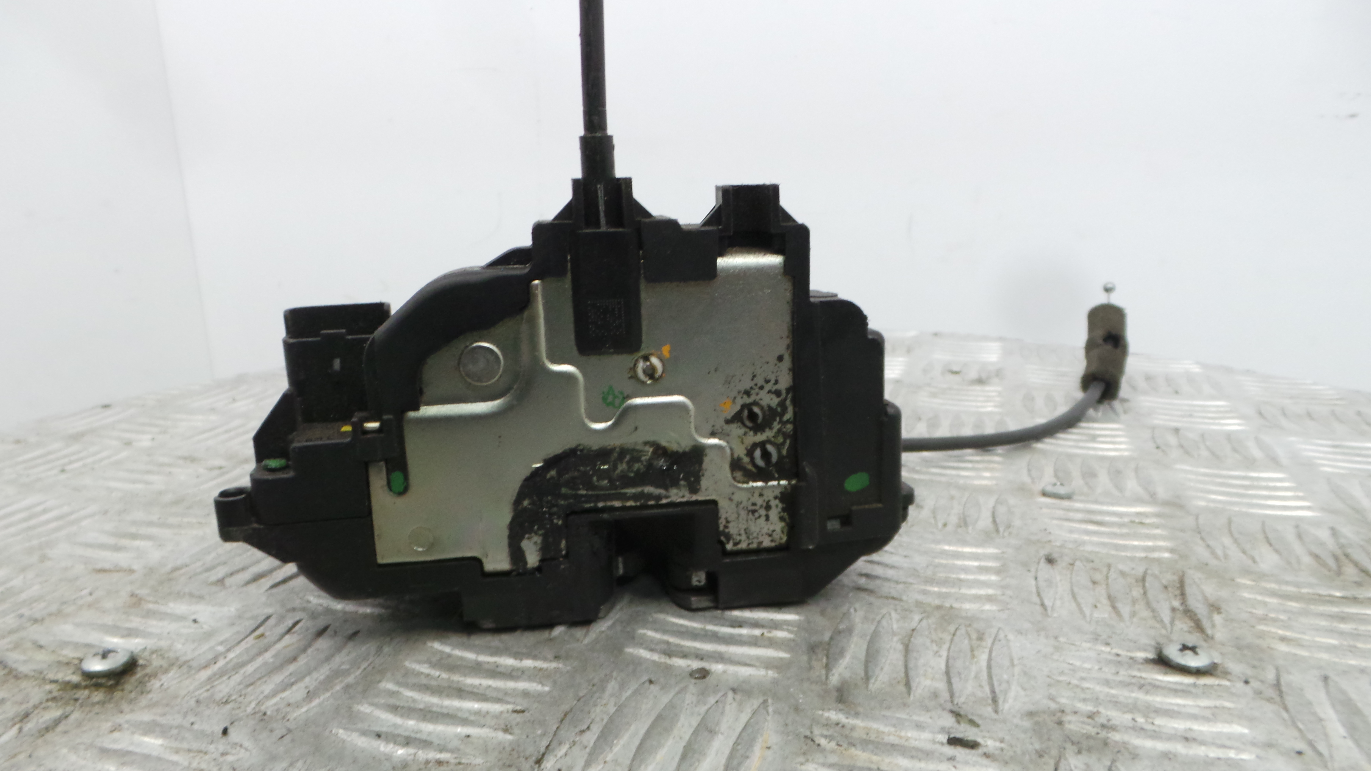 Fecho da Porta Frente Dto 8200300125 - RENAULT CLIO III (BR0/1, CR0/1)-37065598
