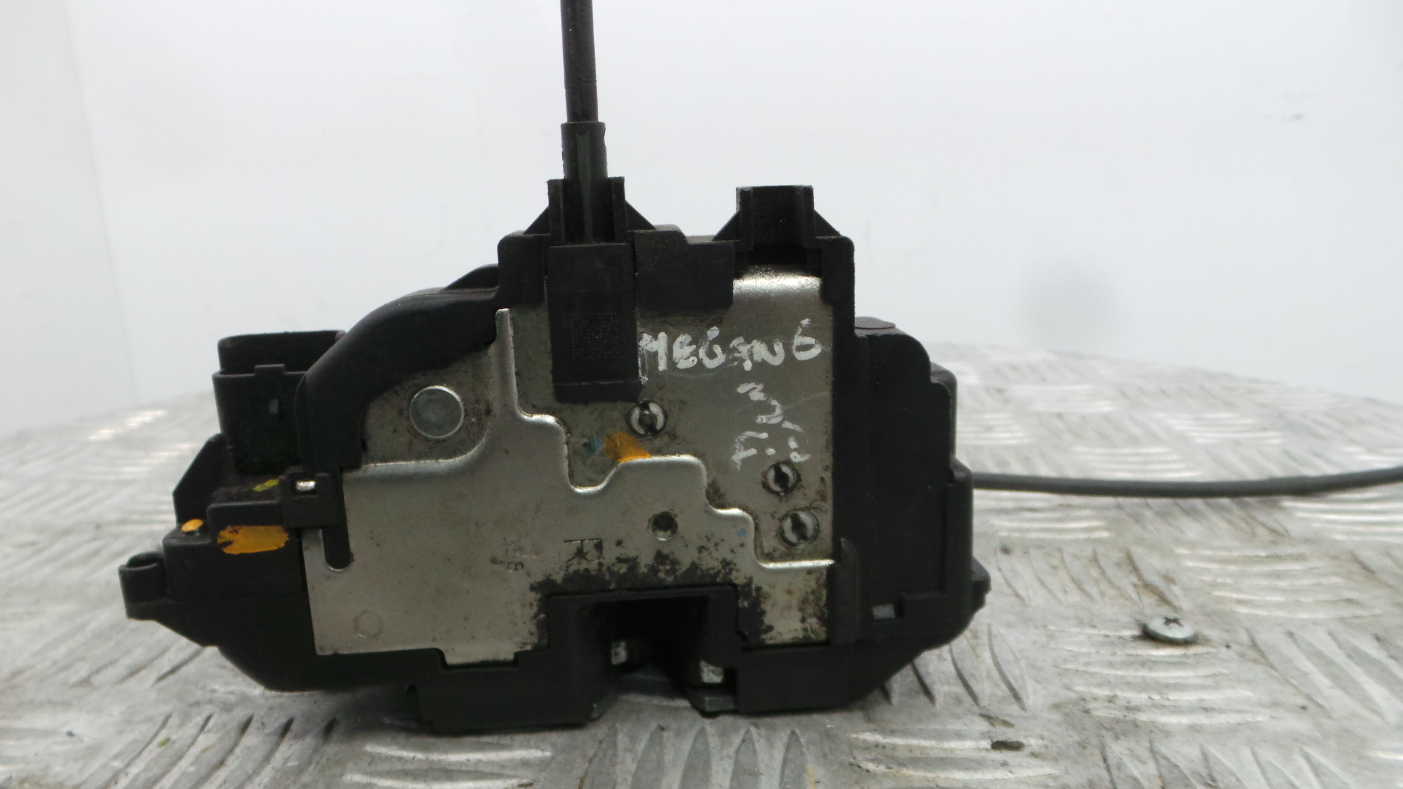 Fecho da Porta Frente Dto 805020001R - RENAULT MEGANE III Hatchback (BZ0/1_, B3_)-37065620