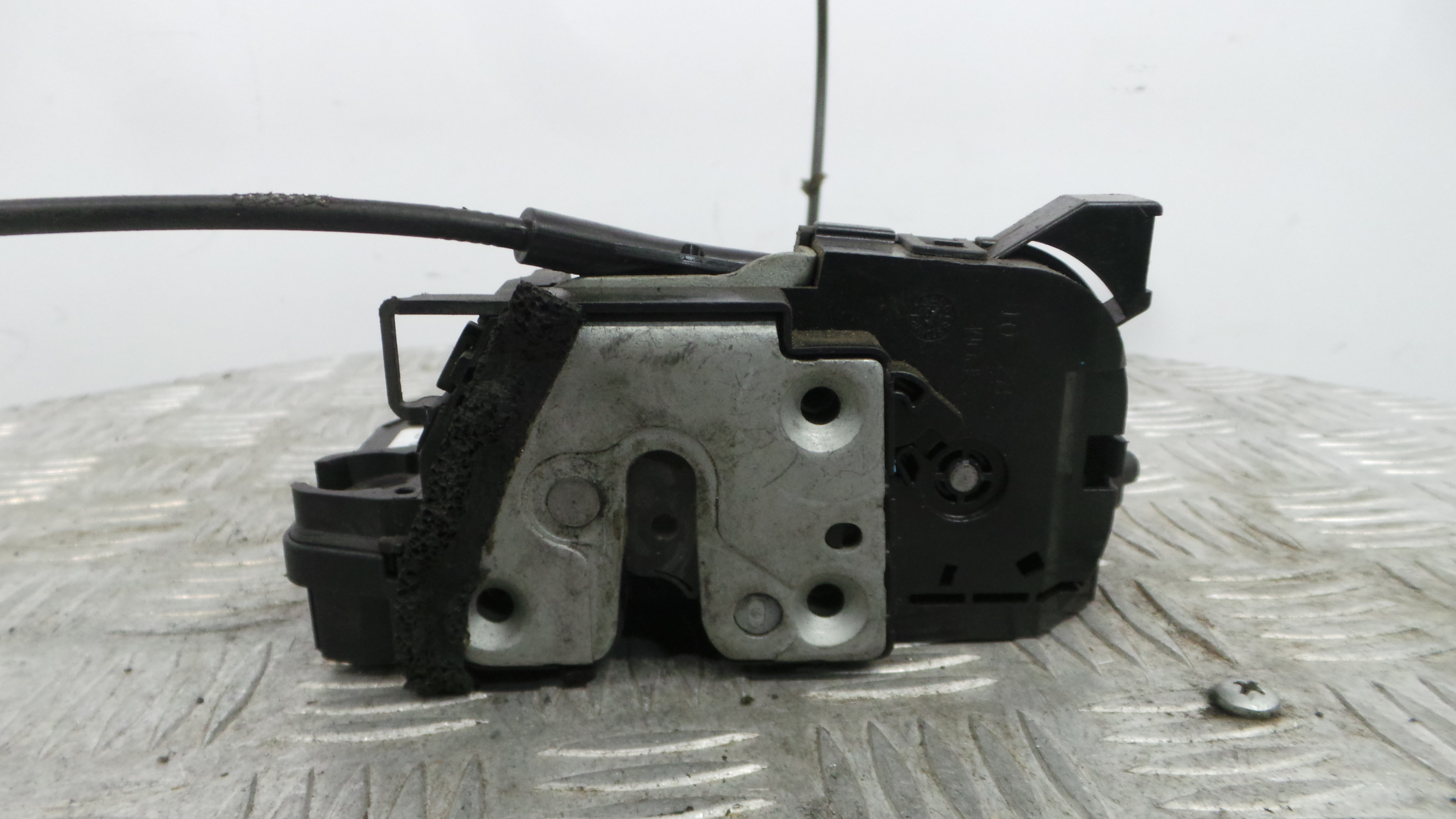 Fecho da Porta Frente Dto 805004945R - RENAULT CLIO IV (BH_)-37065975