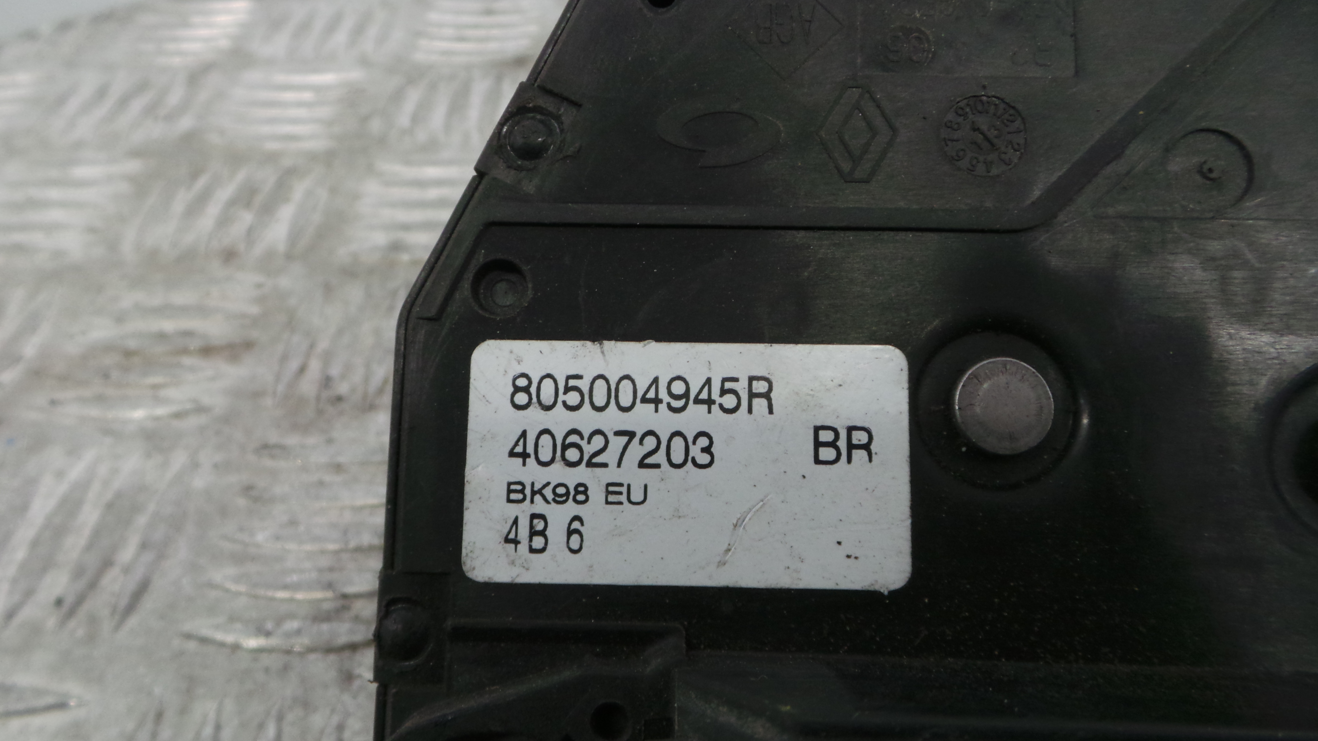 Fecho da Porta Frente Dto 805004945R - RENAULT CLIO IV (BH_)-37065975
