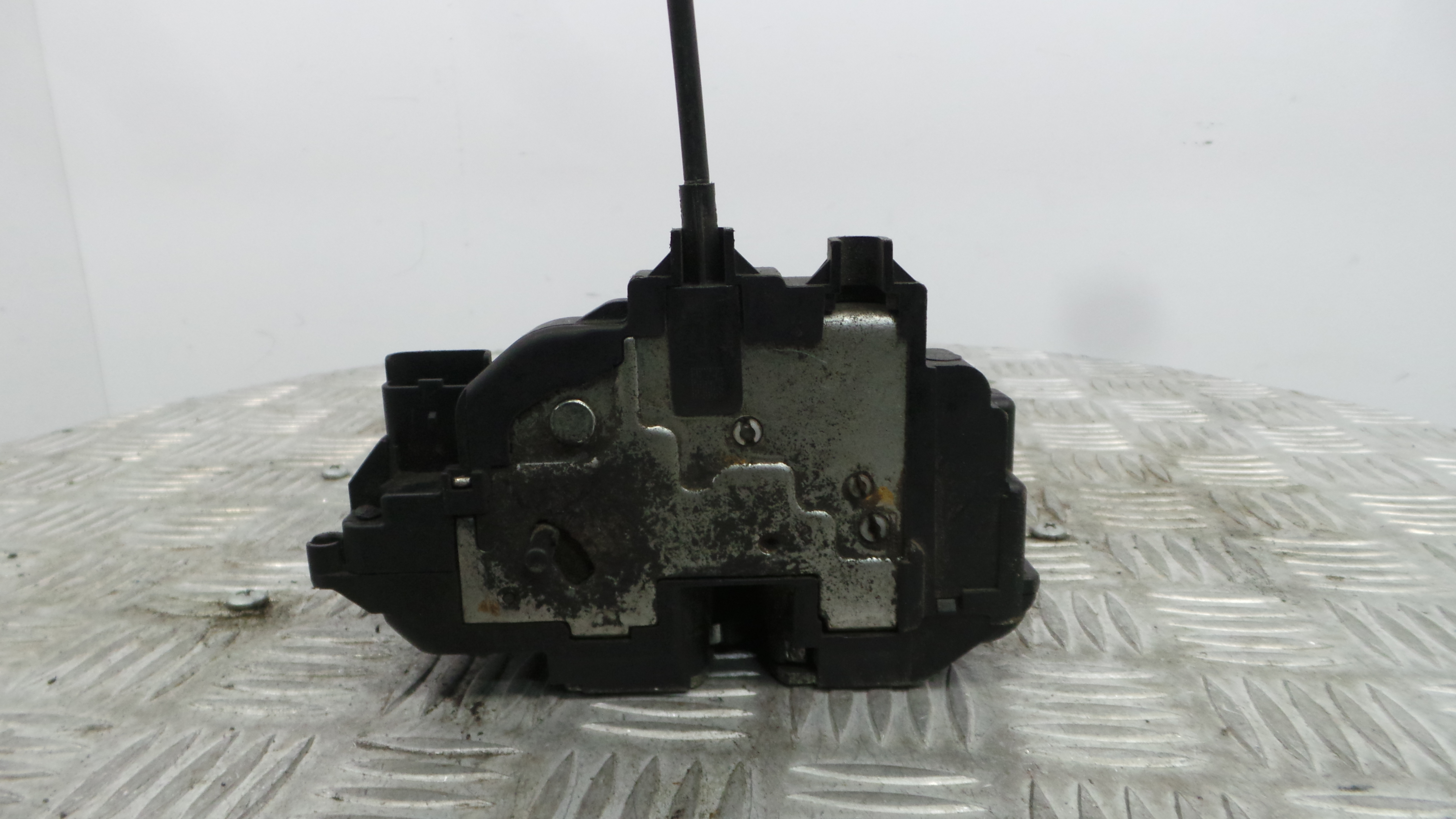 Fecho da Porta Frente Dto 8200300125 - RENAULT CLIO III (BR0/1, CR0/1)-37065982