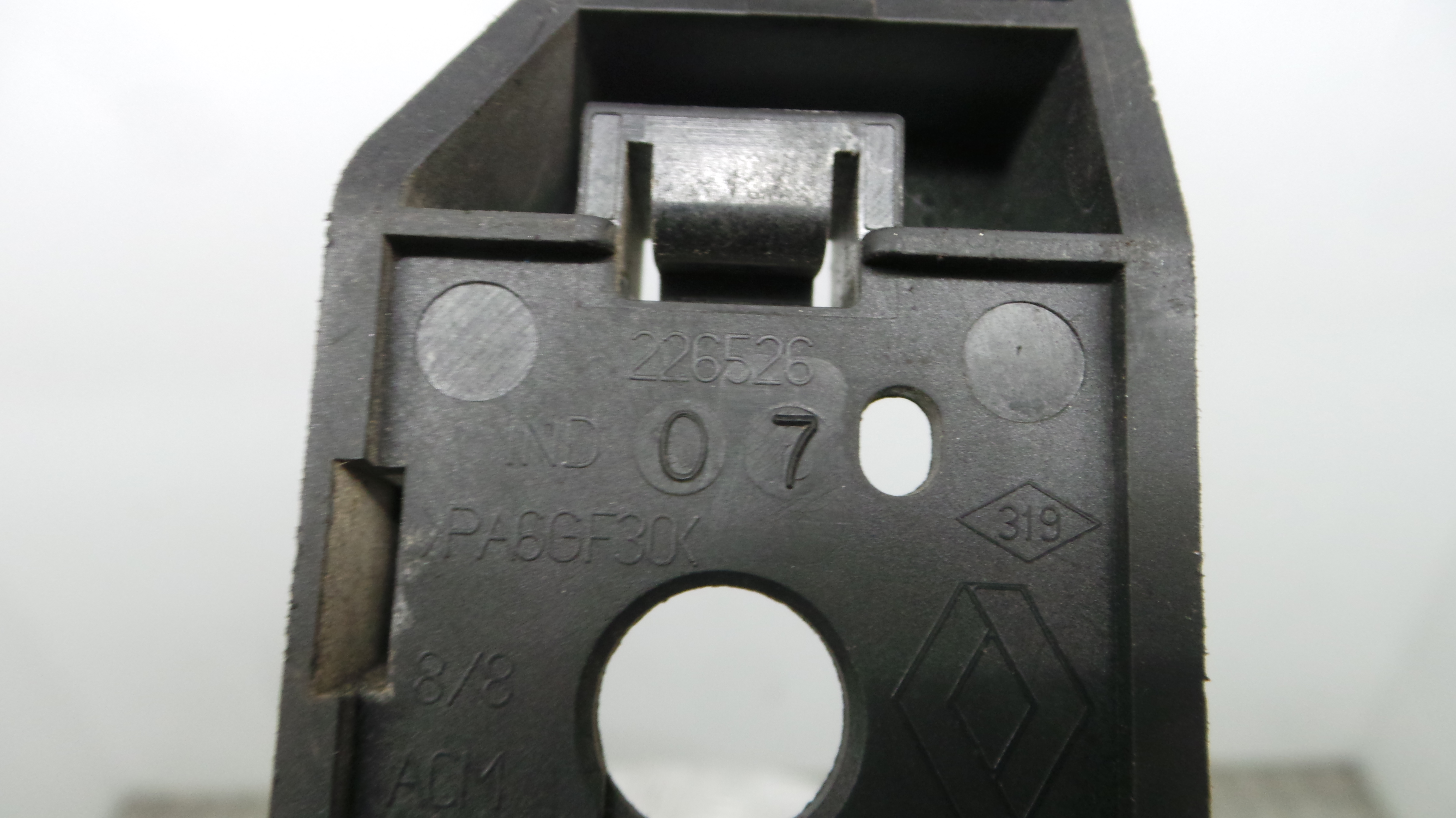 Puxador Exterior Frente Direita  8200226526 - RENAULT CLIO III (BR0/1, CR0/1)-37065988