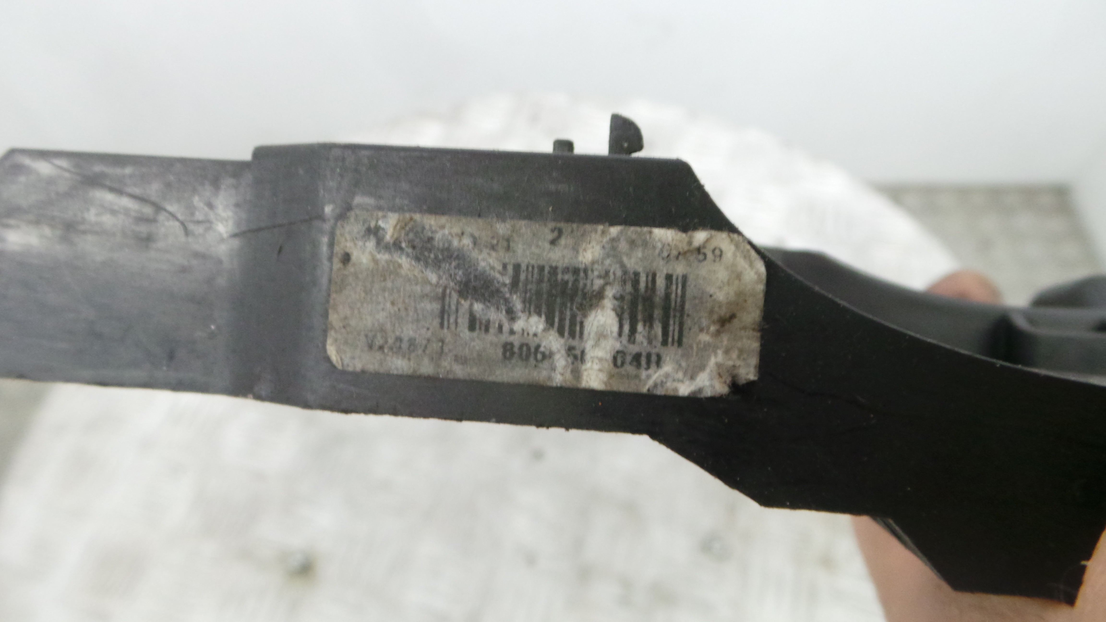Puxador Exterior Frente Direita  806060204R - RENAULT CLIO IV (BH_)-37066003