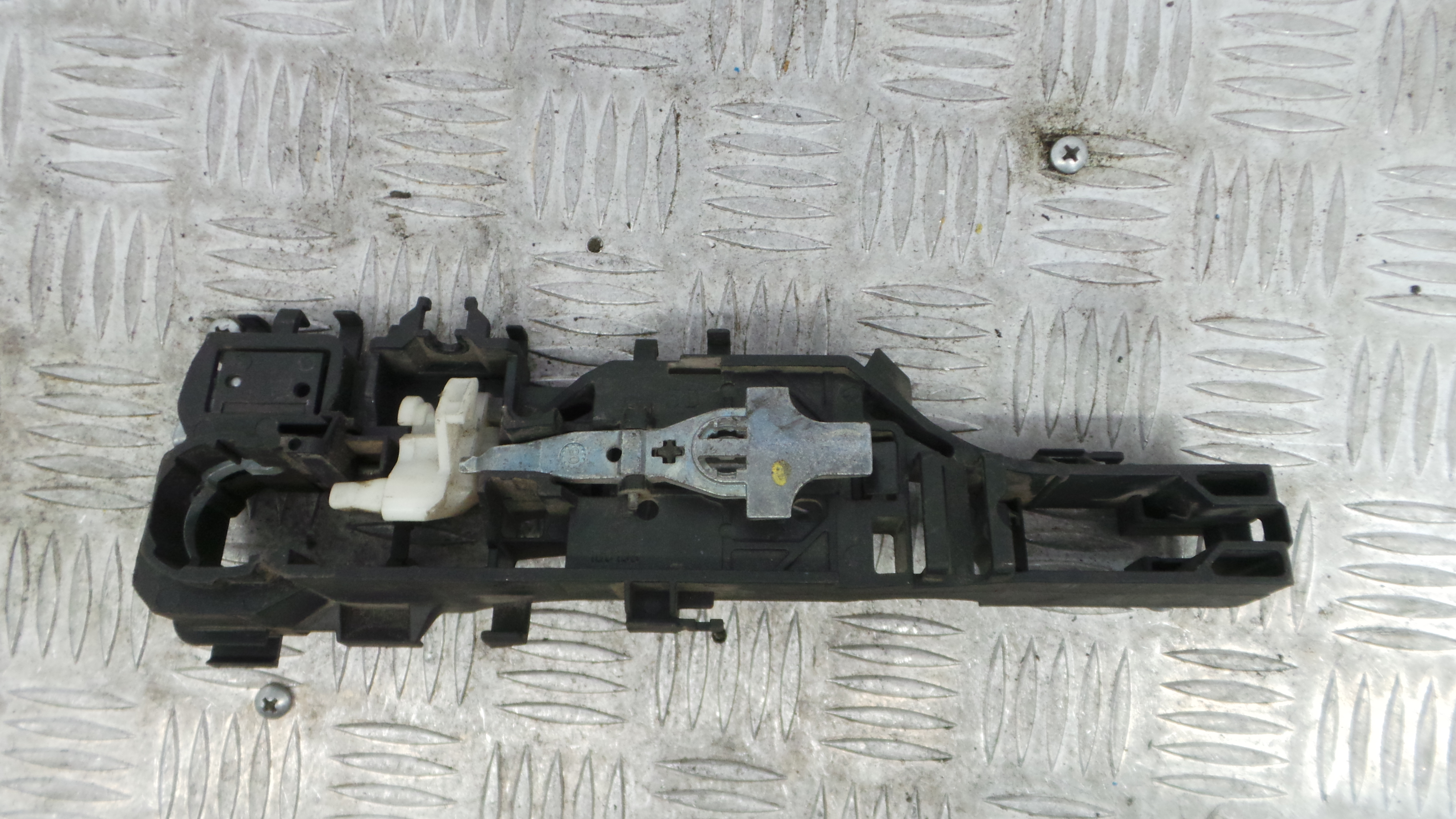 Puxador Exterior Trás esquerdo 8200028464DX - RENAULT MEGANE II (BM0/1_, CM0/1_)-37066035