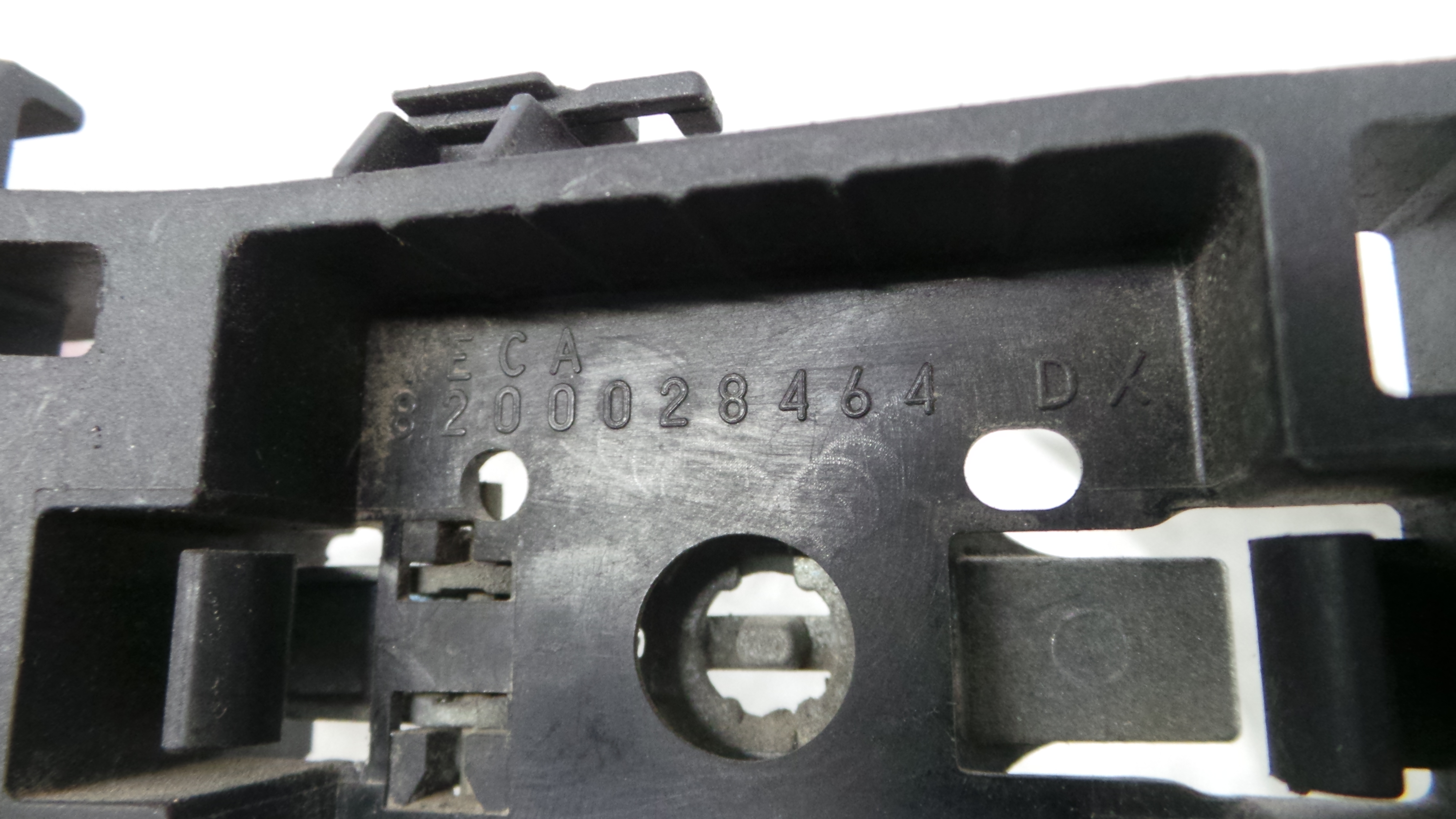 Puxador Exterior Trás esquerdo 8200028464DX - RENAULT MEGANE II (BM0/1_, CM0/1_)-37066035