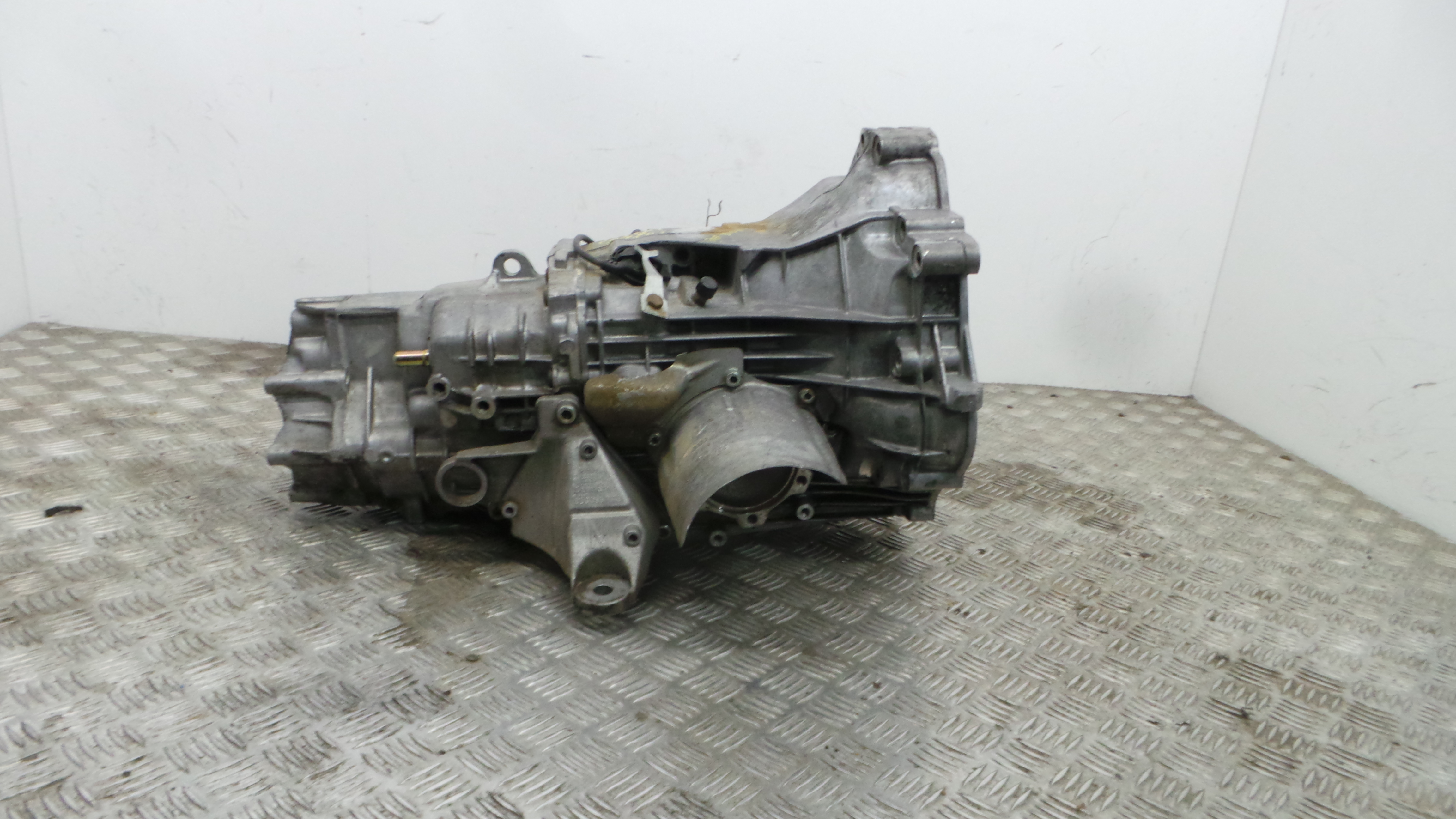 Caixa Velocidades Manual DUK - VW PASSAT B5.5 (3B3)-37066851