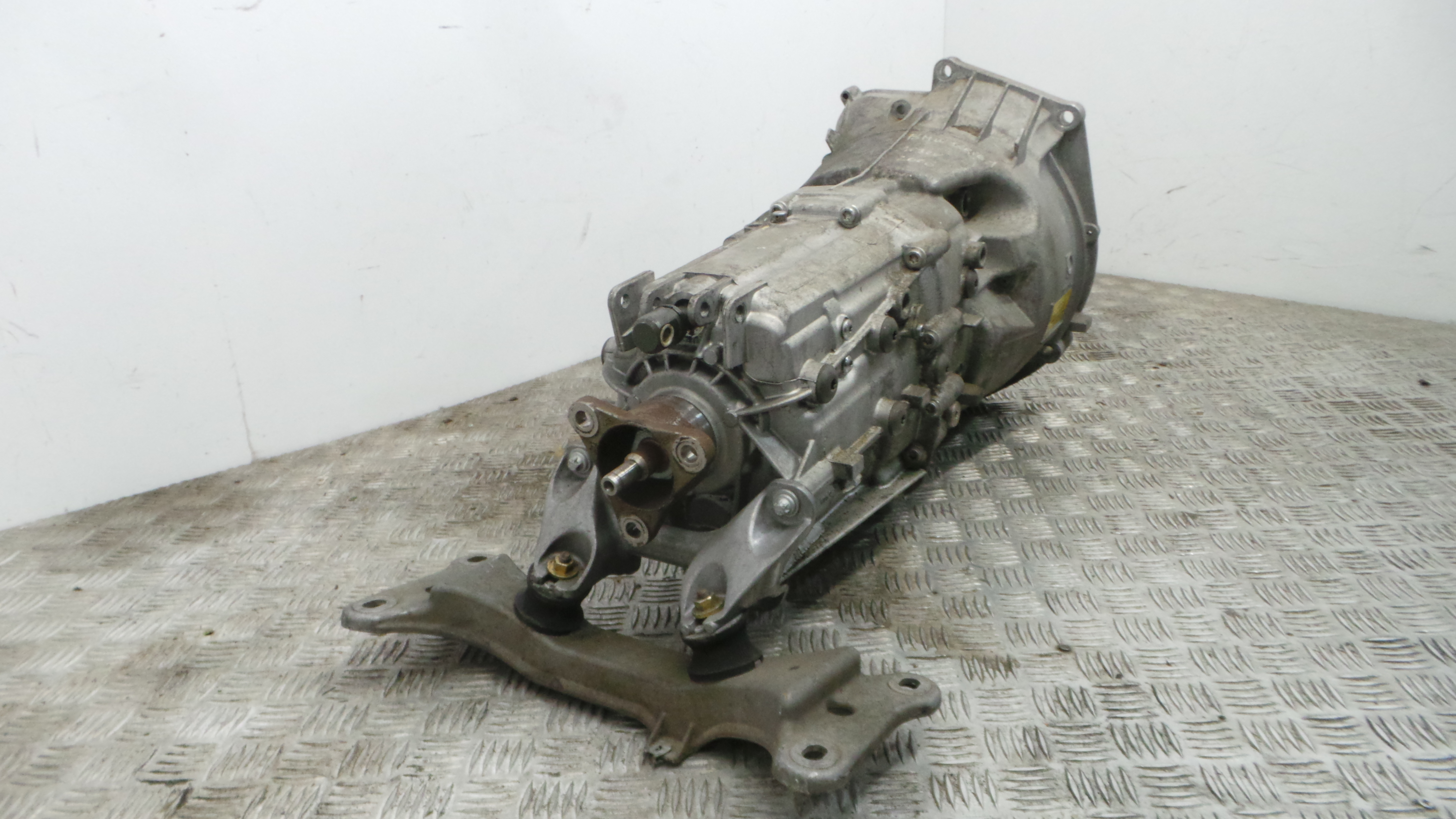 Caixa Velocidades Manual 1069401052 - BMW 1 (E87)-37068430