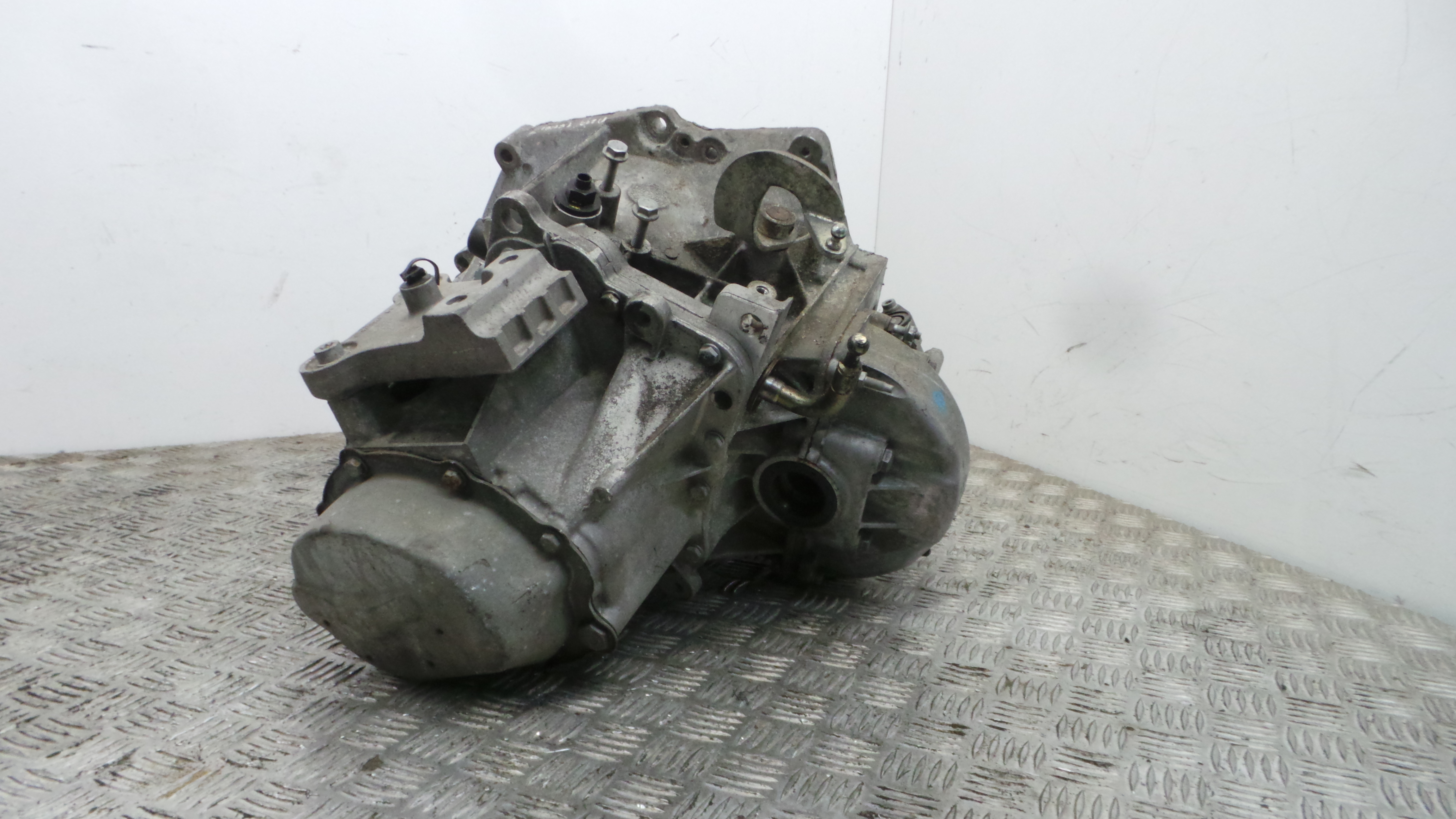 Caixa Velocidades Manual 20DP45 - PEUGEOT 207 (WA_, WC_), 207/207+ (WA_, WC_)-37070172