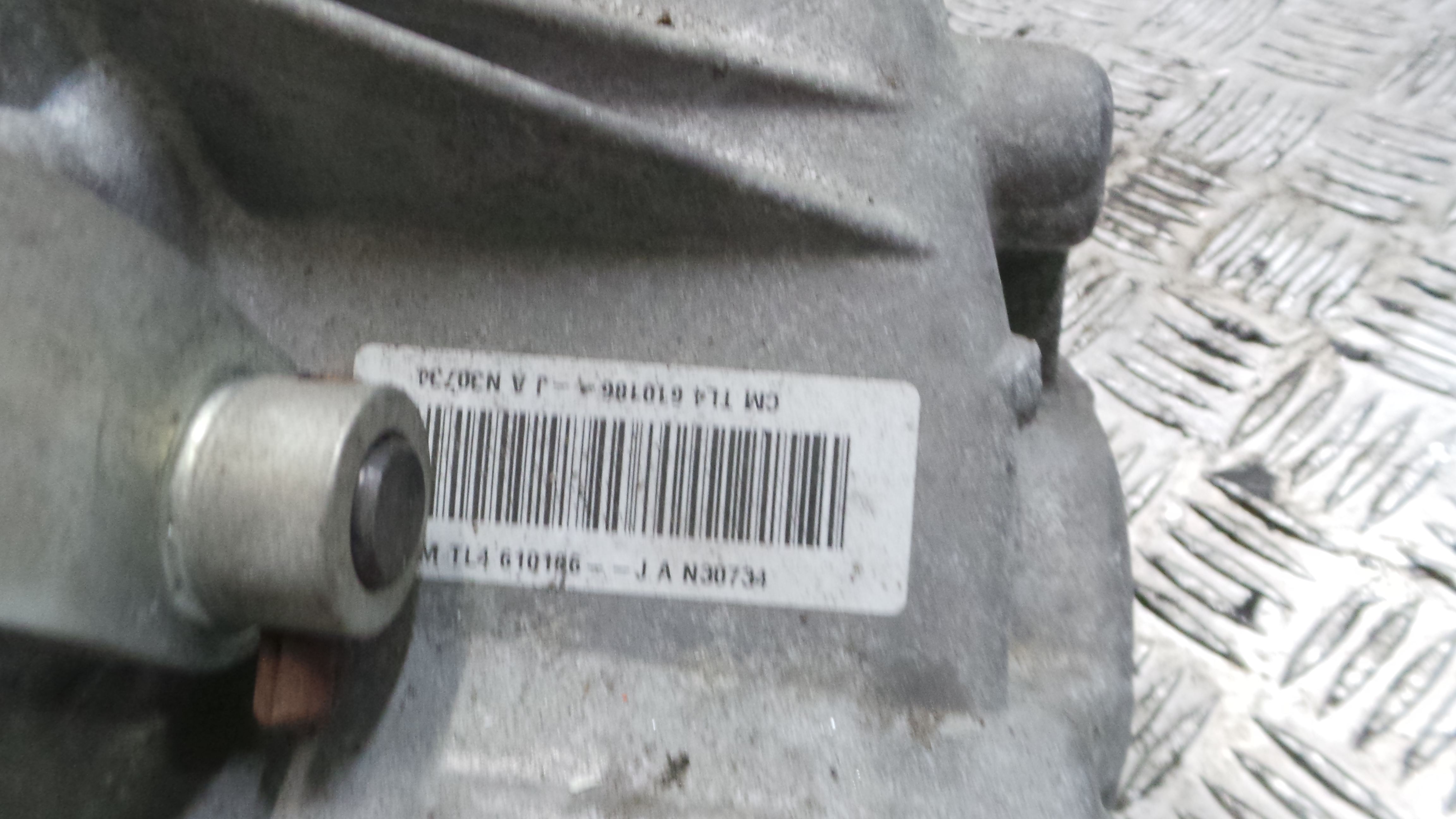 Caixa Velocidades Manual TL4A022 - RENAULT MEGANE III Hatchback (BZ0/1_, B3_)-37071489