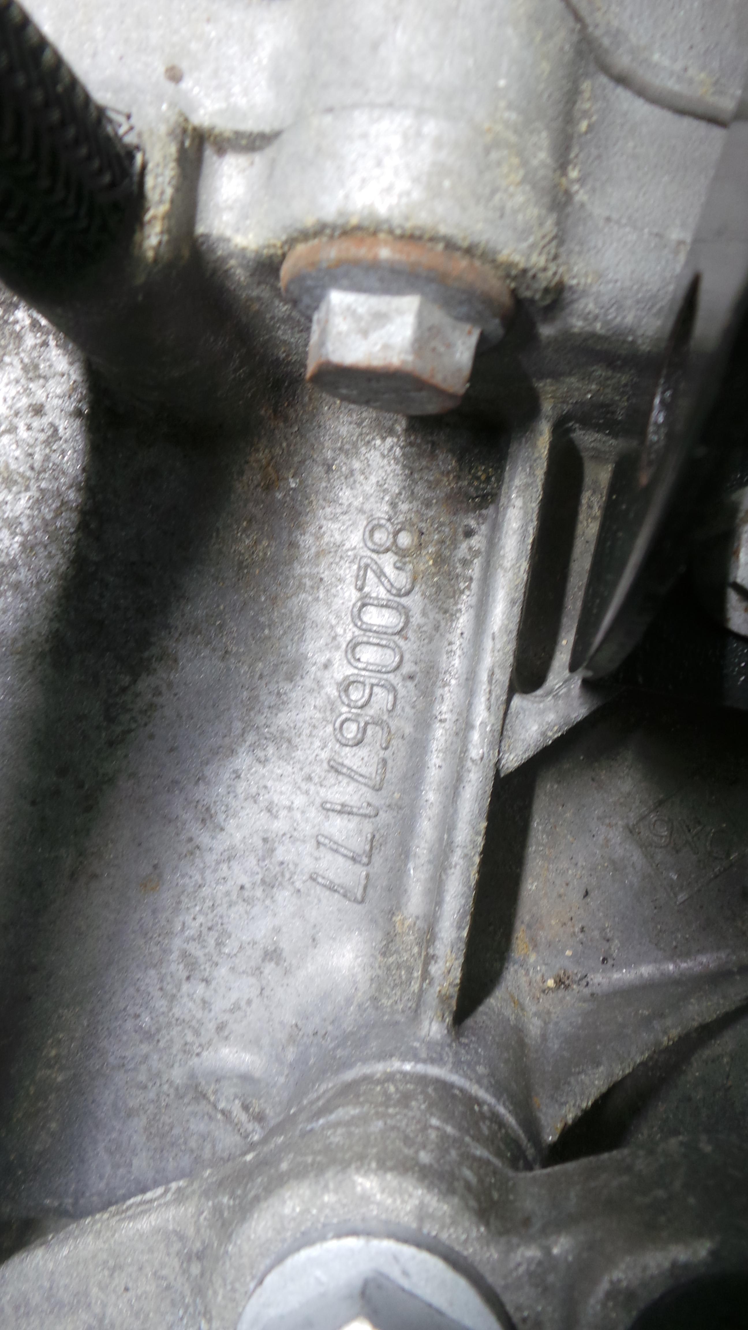 Caixa Velocidades Manual CMND40008200667174 - RENAULT MEGANE III Hatchback (BZ0/1_, B3_)-37071502