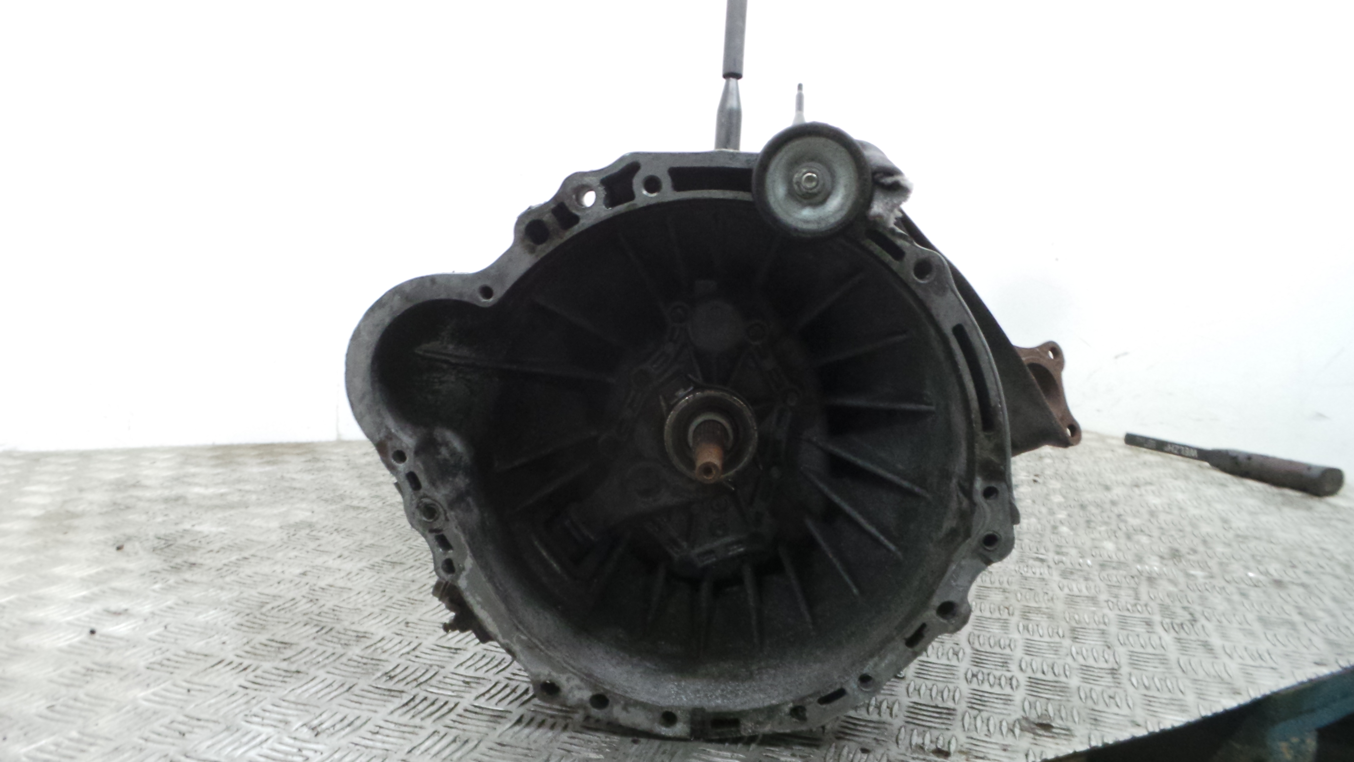 Caixa Velocidades Manual  - NISSAN DATSUN (D22), FRONTIER (D22), NAVARA (D22), SKYSTAR (D22)-37071606