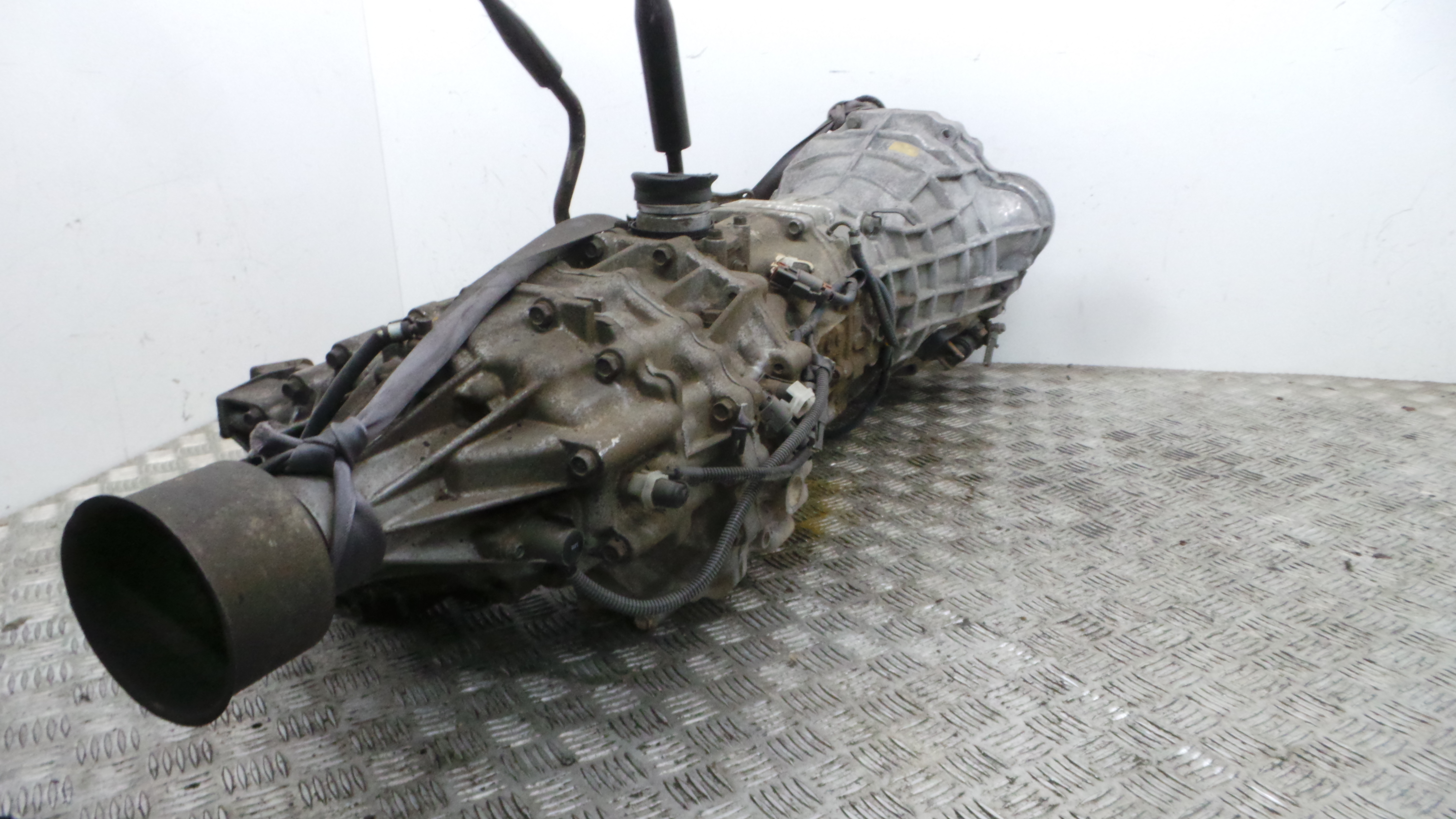 Caixa Velocidades Manual  - NISSAN DATSUN (D22), FRONTIER (D22), NAVARA (D22), SKYSTAR (D22)-37071606