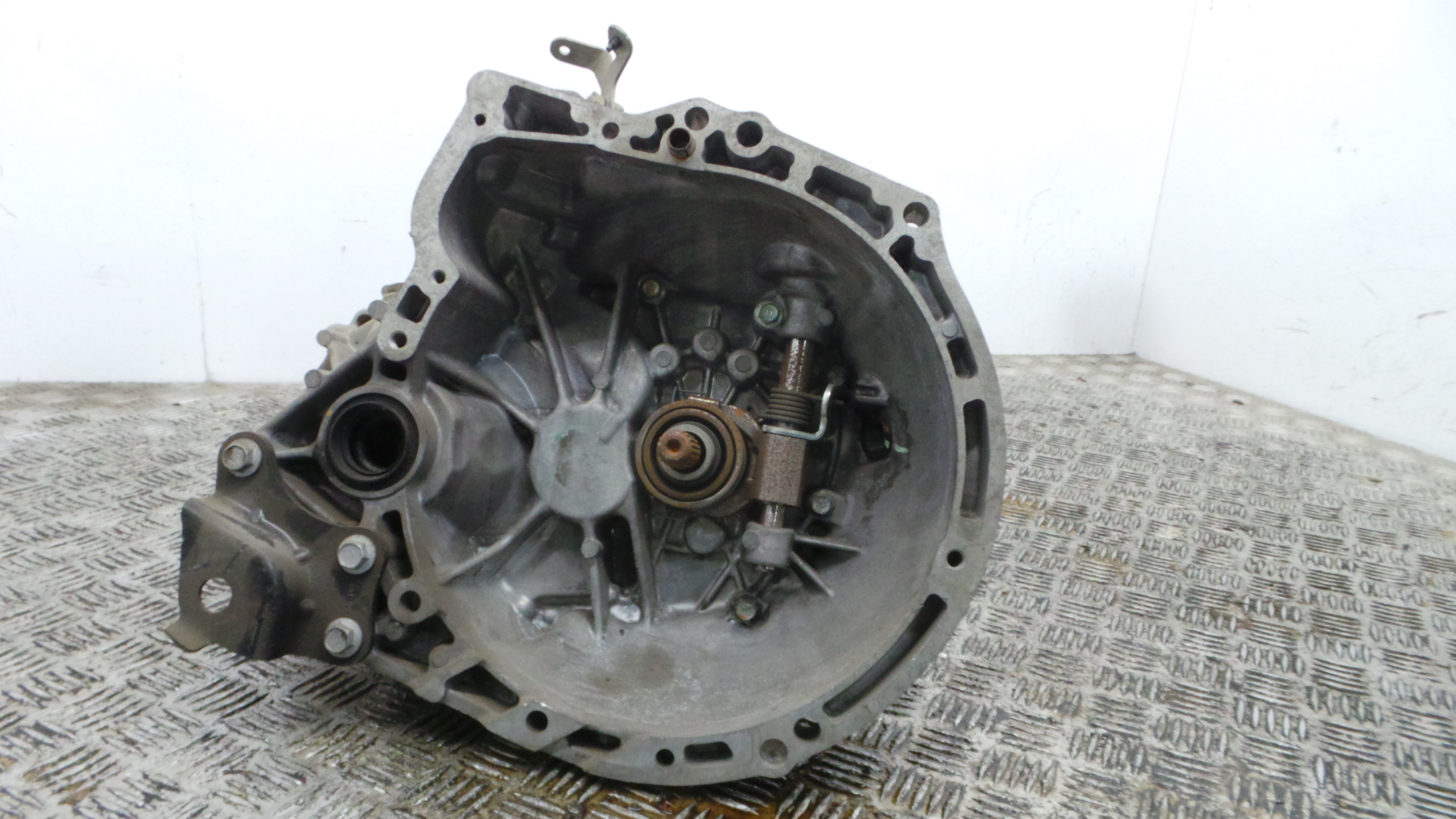 Caixa Velocidades Manual 20TT01 - TOYOTA AYGO (_B1_)-37074013