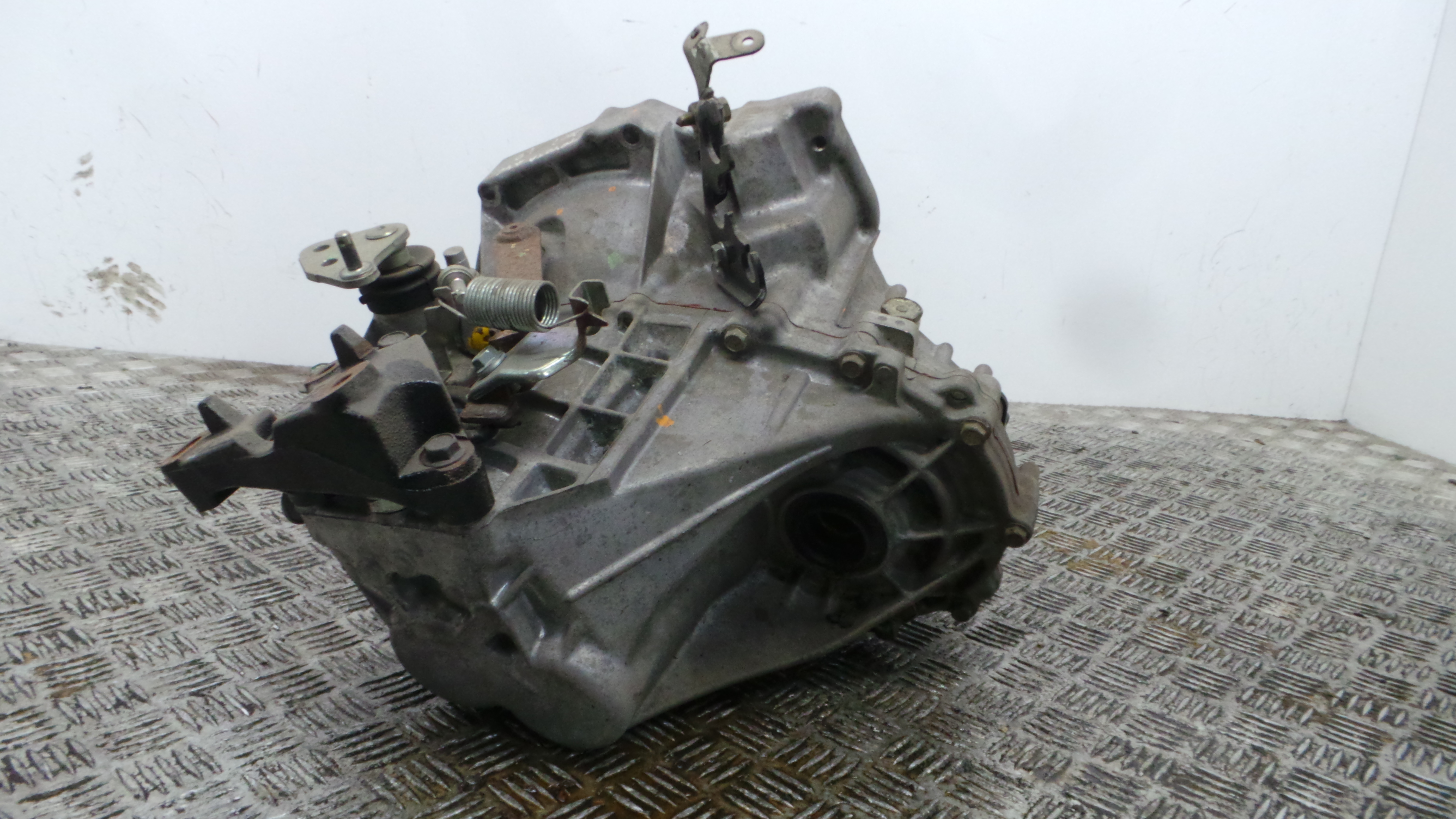 Caixa Velocidades Manual 20TT01 - TOYOTA AYGO (_B1_)-37074013