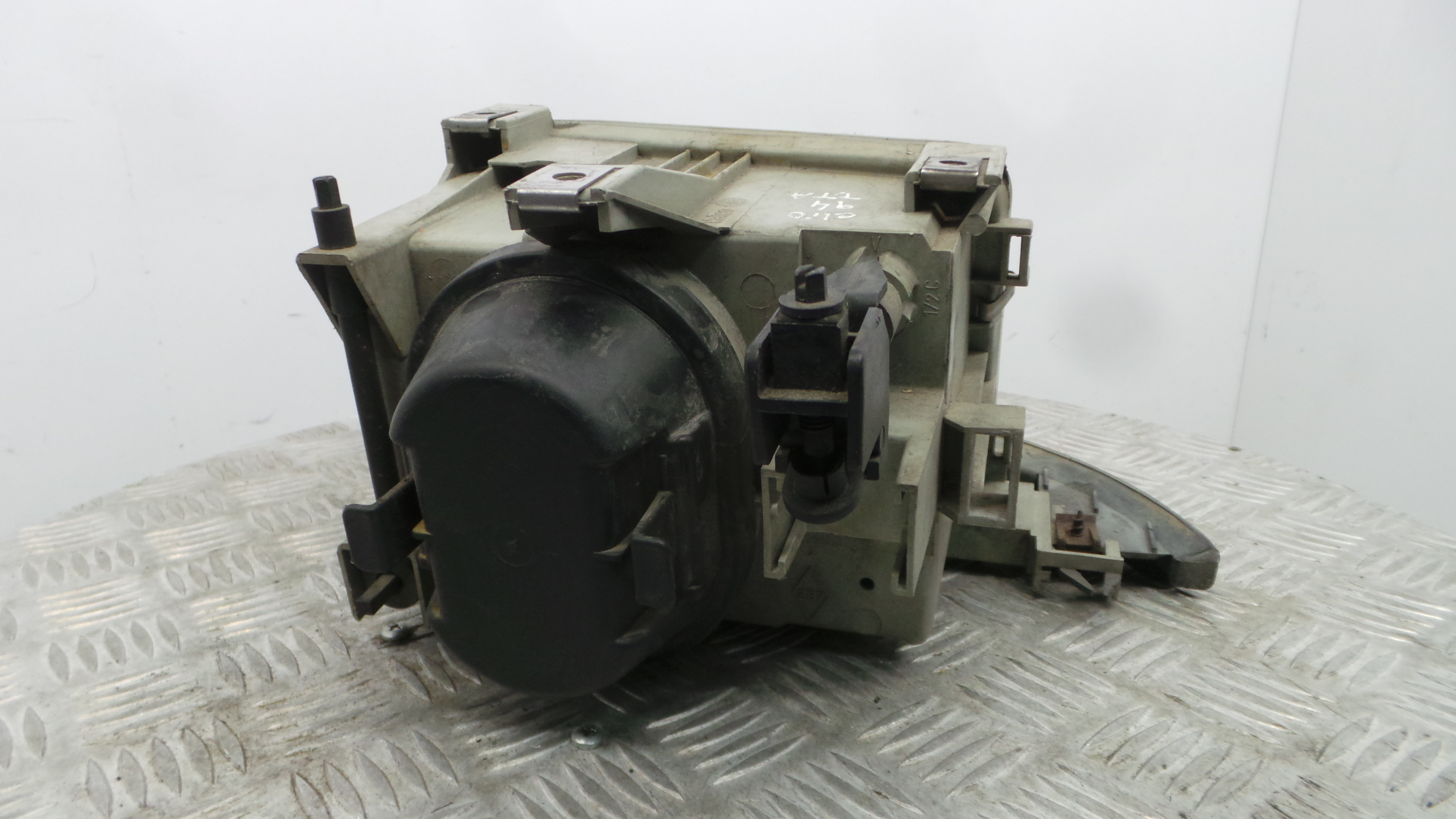 Ótica Dto 7701034147 - RENAULT CLIO I (B/C57_, 5/357_)-37075442