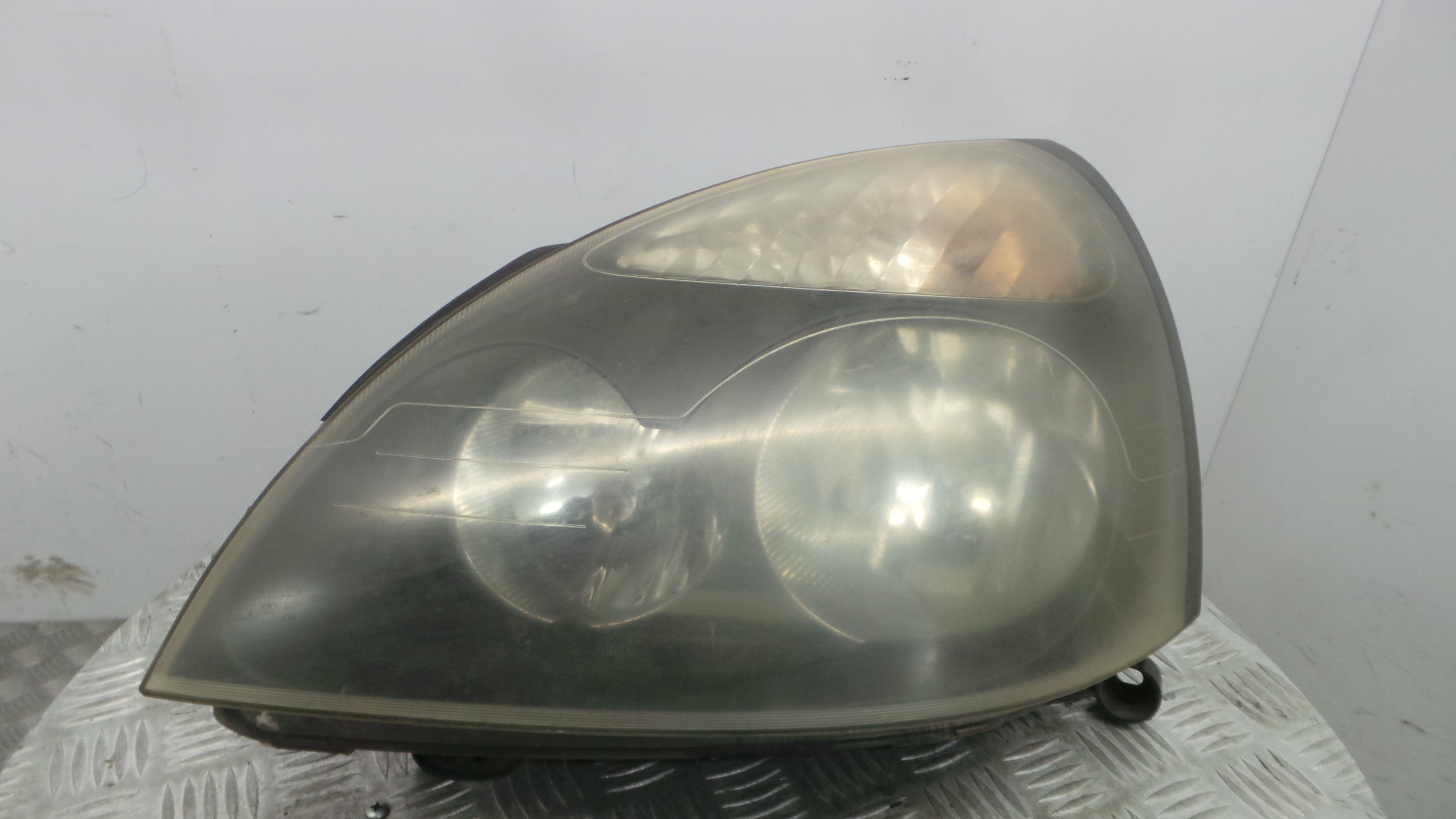 Ótica Esq 156017-00 - RENAULT CLIO II (BB_, CB_), CLIO Mk II (BB_, CB_)-37075446 Ótica Esq 156017-00 - RENAULT CLIO II (BB_, CB_), CLIO Mk II (BB_, CB_)-37075446