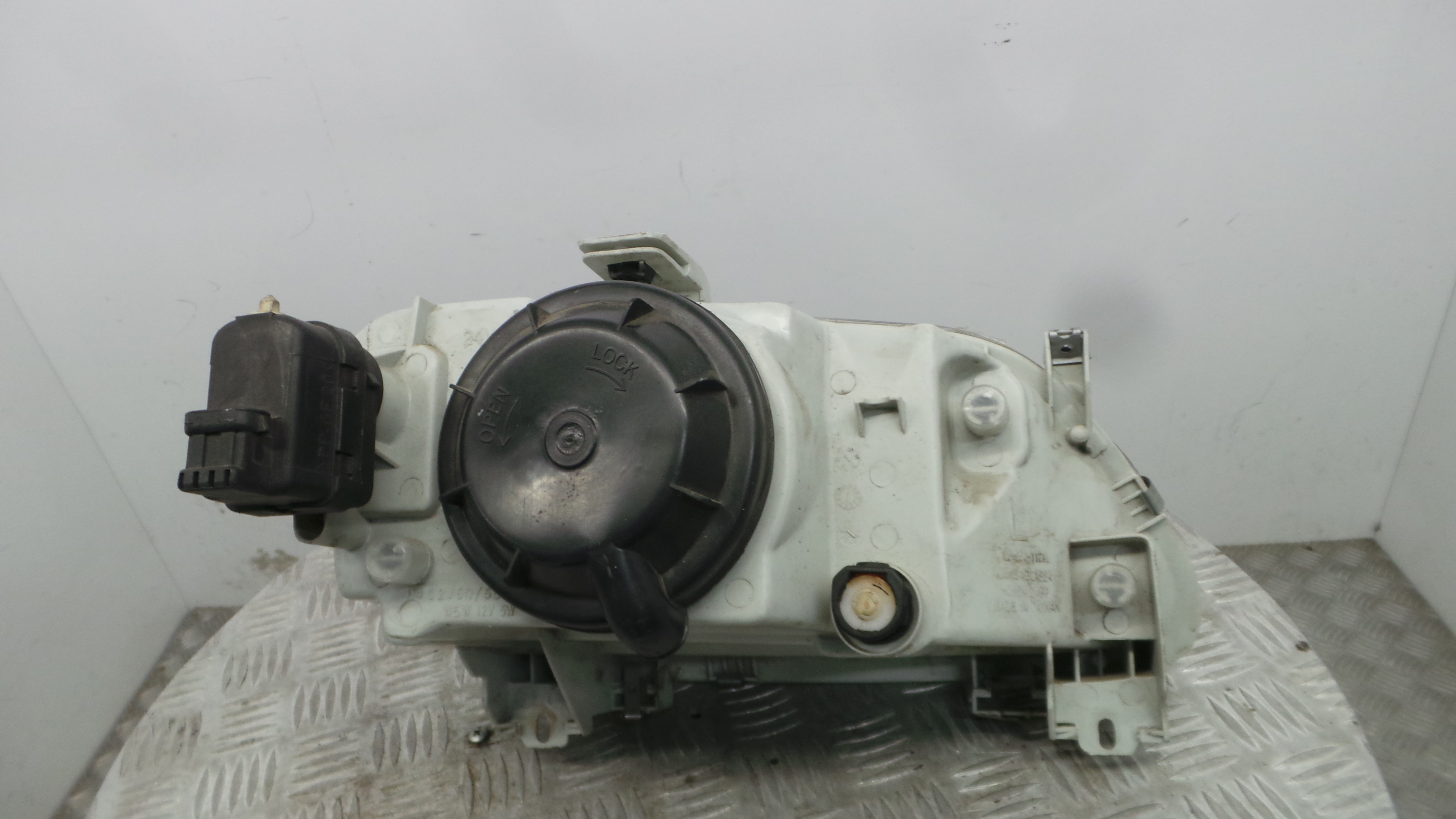 Ótica Esq 08-551-1121L – RENAULT MEGANE I (BA0/1_)