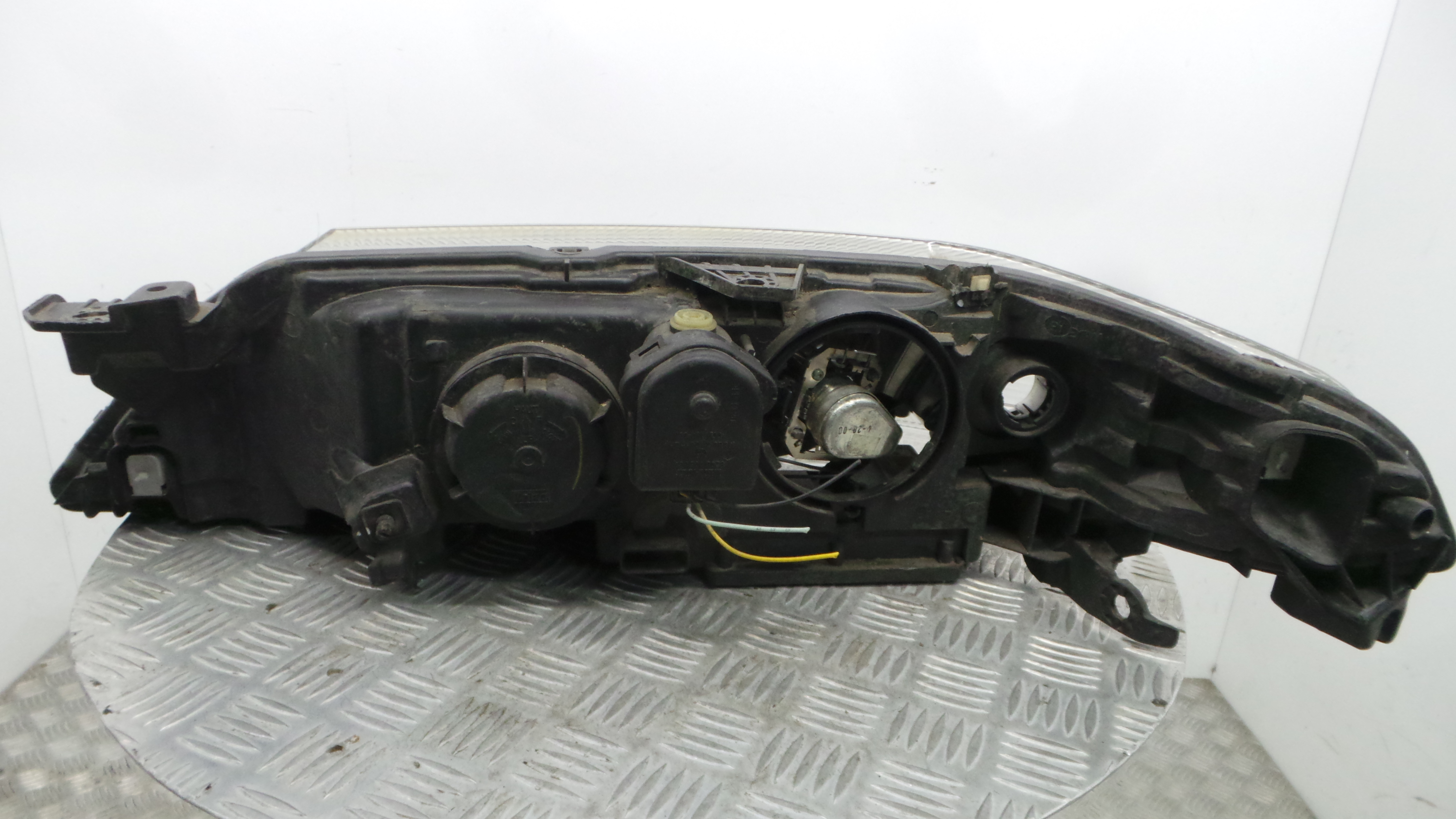 Ótica Esq 8200002468 – RENAULT LAGUNA II (BG0/1_)