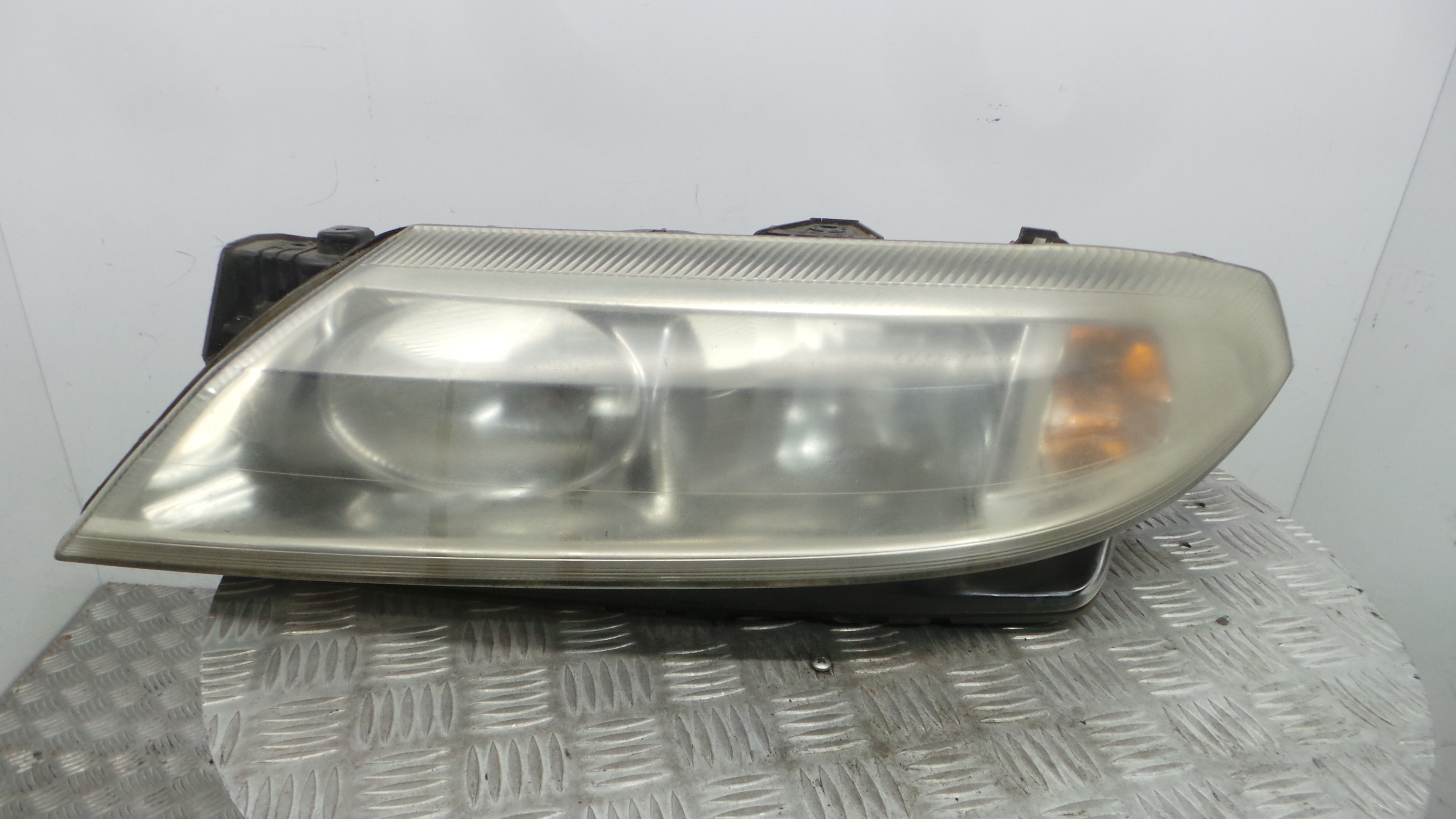 Ótica Esq 89003523 - RENAULT LAGUNA II (BG0/1_)-37075542 Ótica Esq 89003523 - RENAULT LAGUNA II (BG0/1_)-37075542