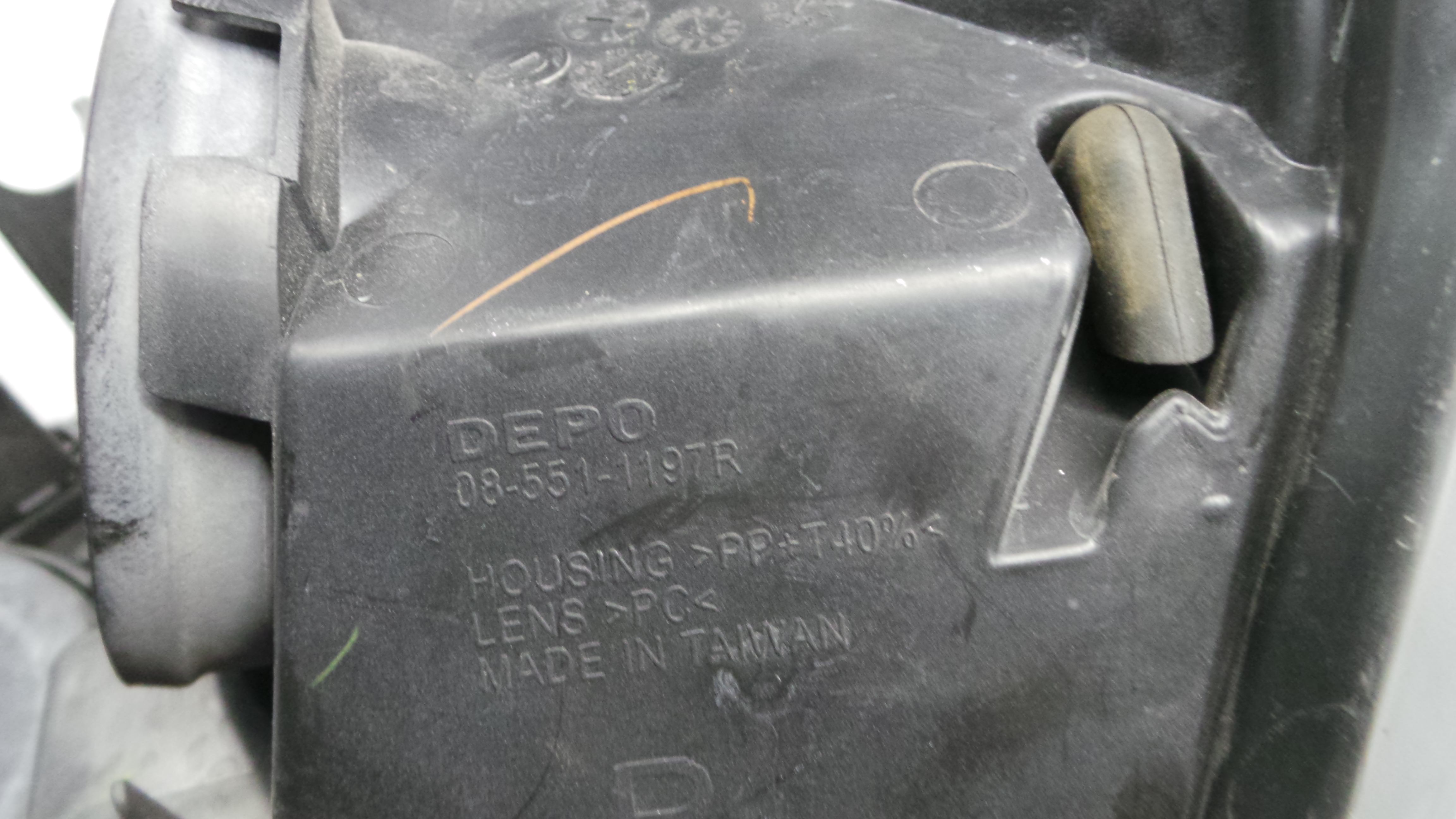 Ótica Dto 08-551-1197R - RENAULT CLIO IV (BH_)-37075550