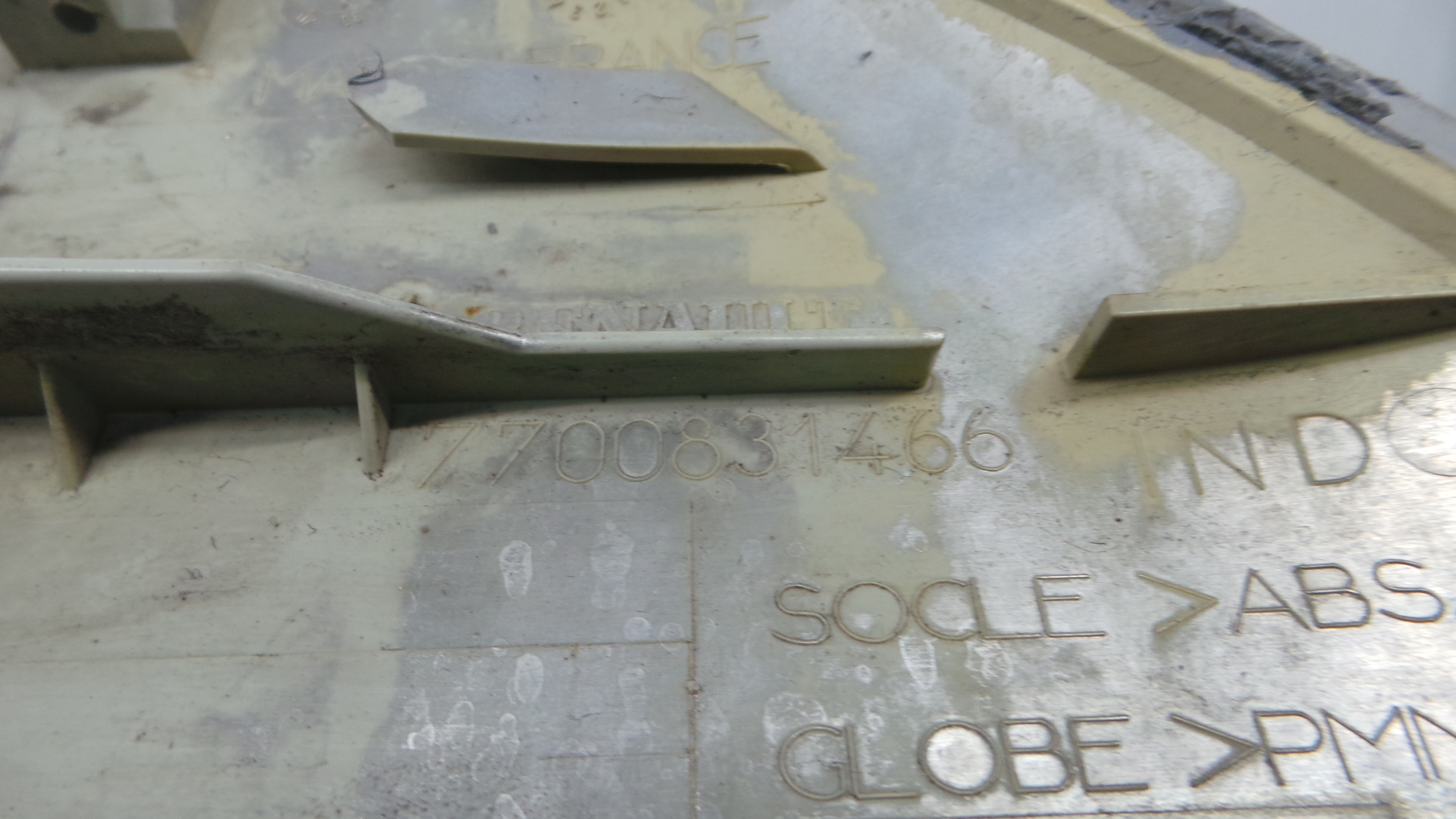 Farolim de Pisca Frente Esq 7700831466 - RENAULT MEGANE I (BA0/1_)-37075581